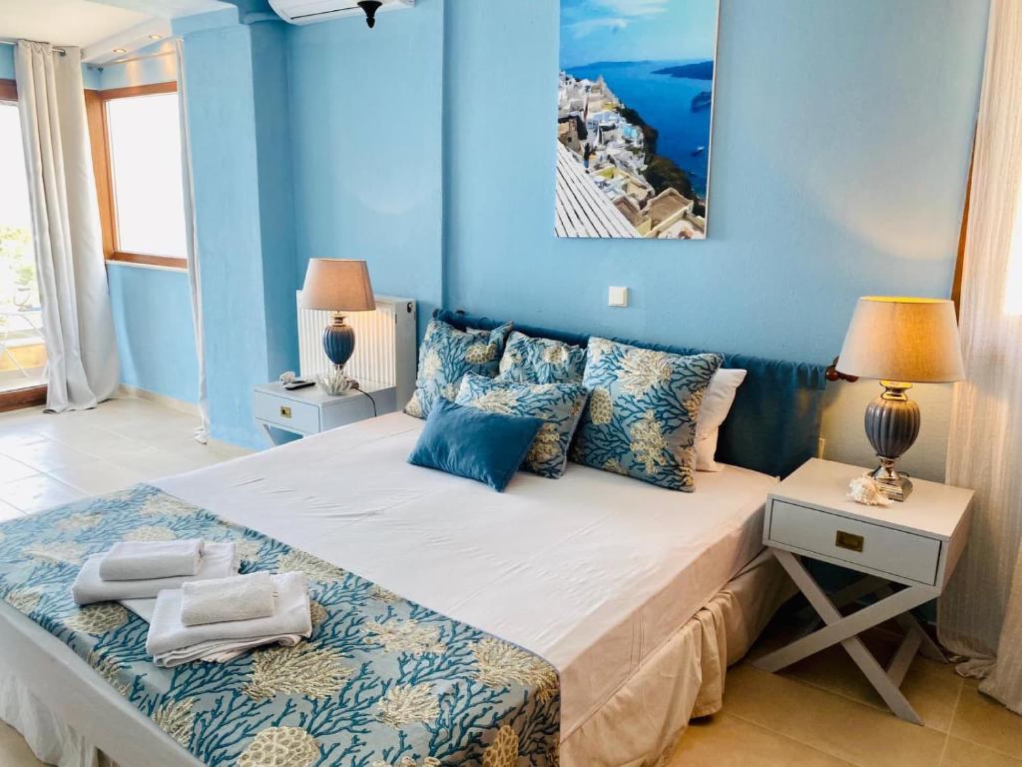 Four-Bedroom Seafront Villa for Sale in Afytos, 170 m², Afytos – photo 20 of 26