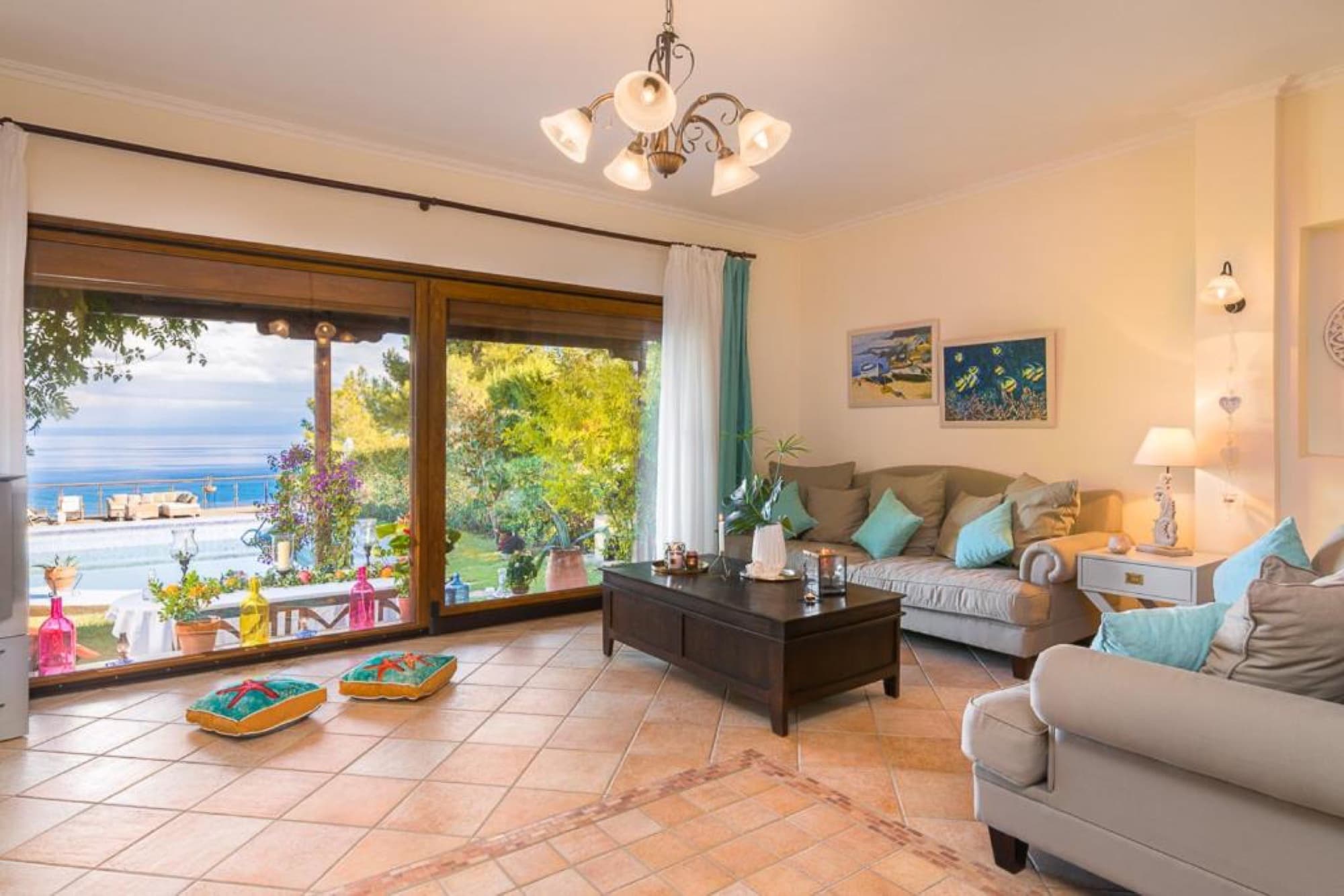 Four-Bedroom Seafront Villa for Sale in Afytos, 170 m², Afytos – photo 24 of 26