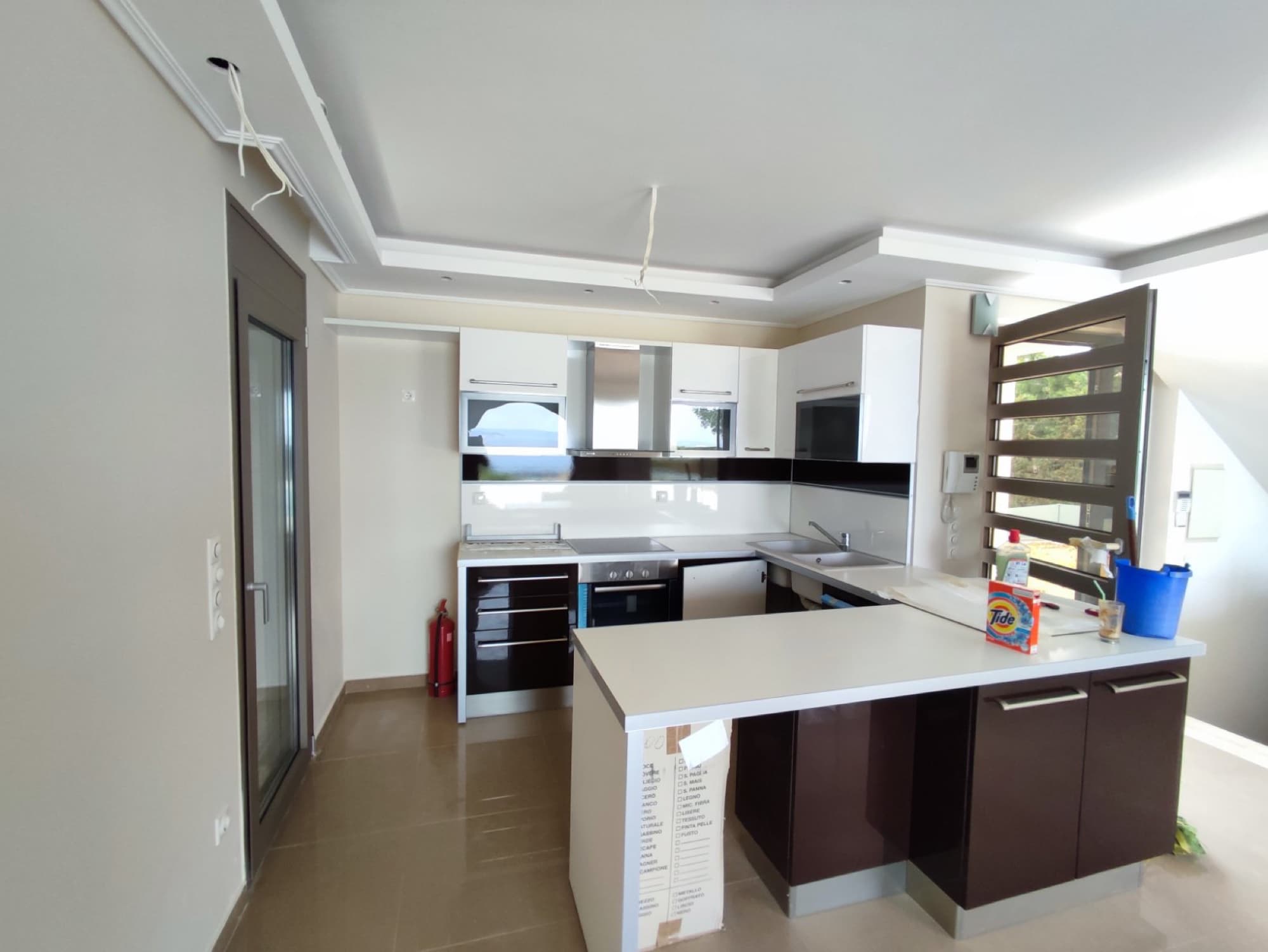 Five-Bedroom Maisonette for Sale in Pefkochori, Halkidiki, Pefkochori – photo 11 of 42