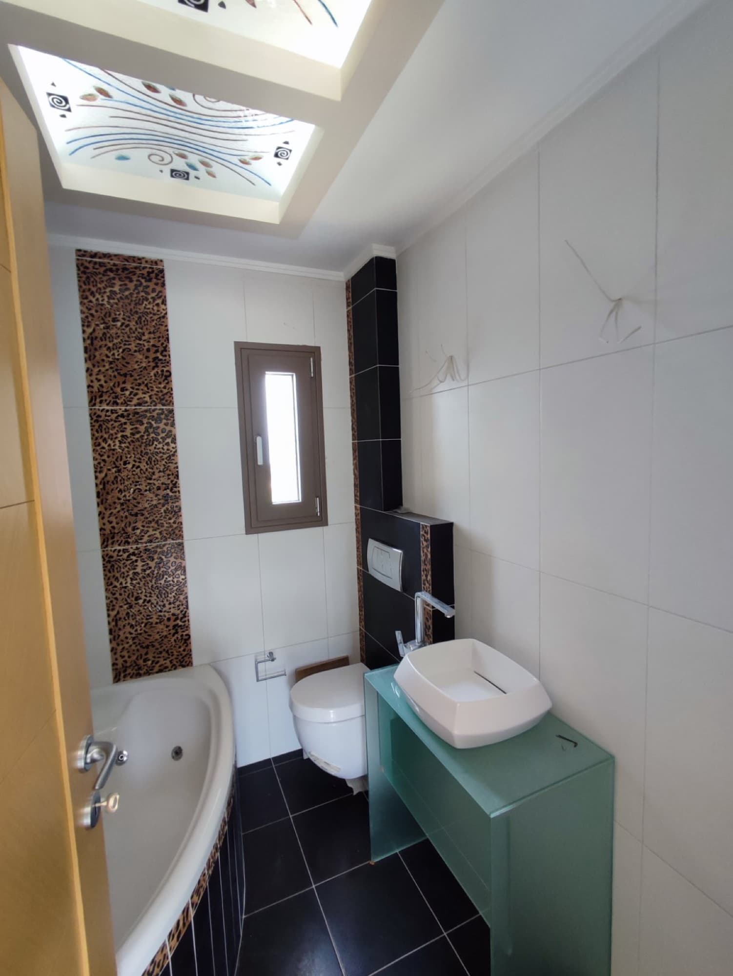 Five-Bedroom Maisonette for Sale in Pefkochori, Halkidiki, Pefkochori – photo 25 of 42