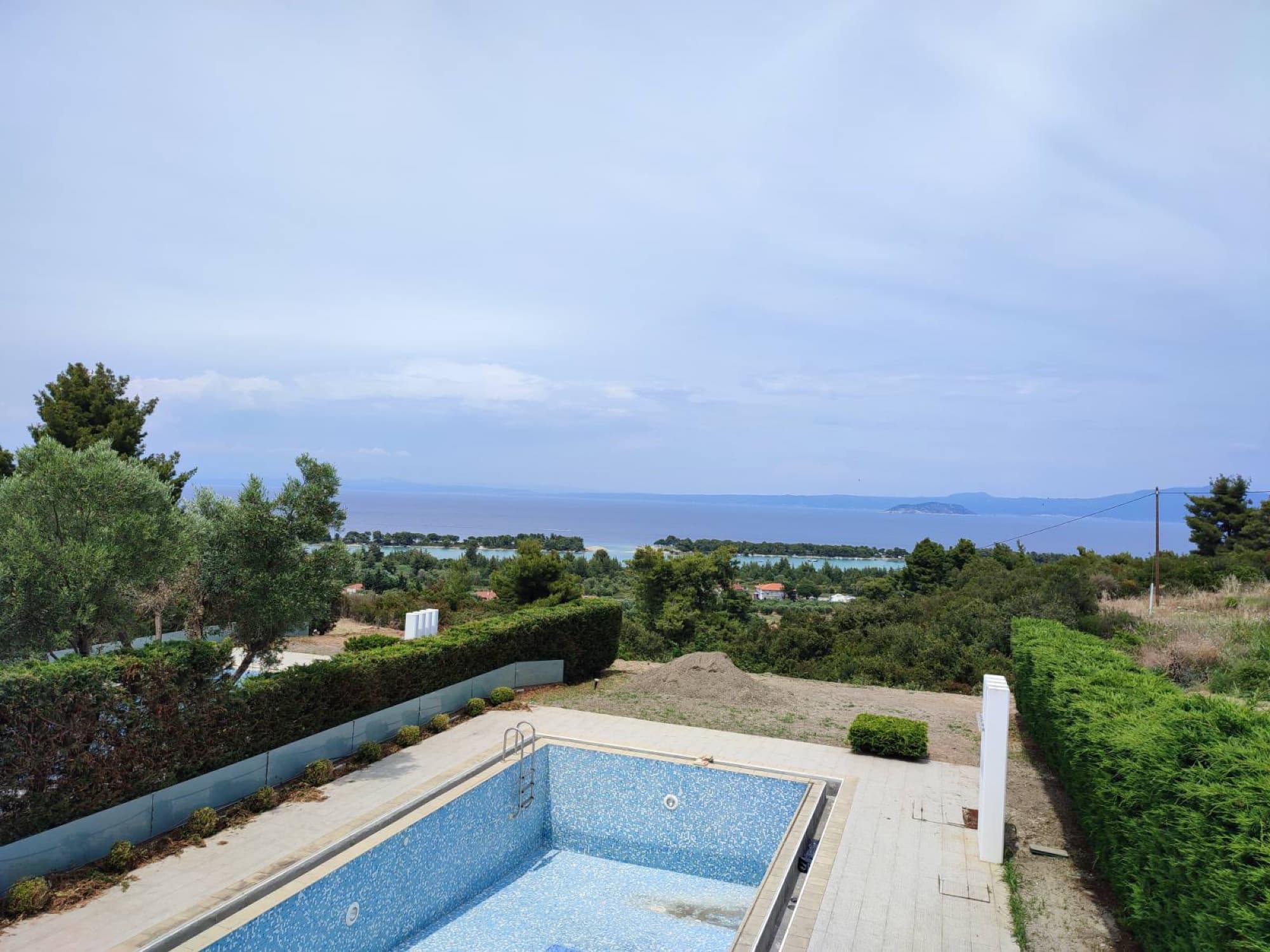 Five-Bedroom Maisonette for Sale in Pefkochori, Halkidiki, Pefkochori – photo 26 of 42