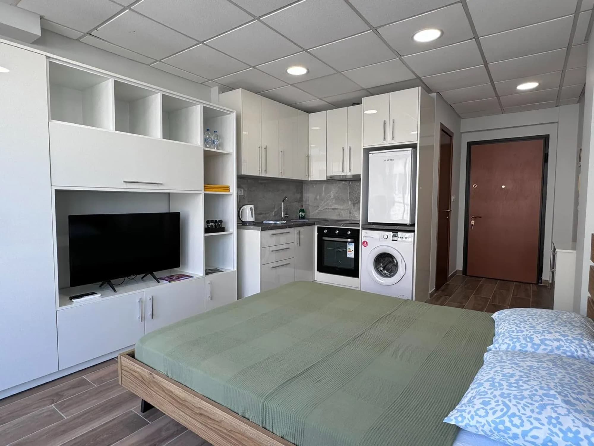 25 m² Renovated Studio for Sale in Vardaris, Thessaloniki, Thessaloniki – photo 10 of 13