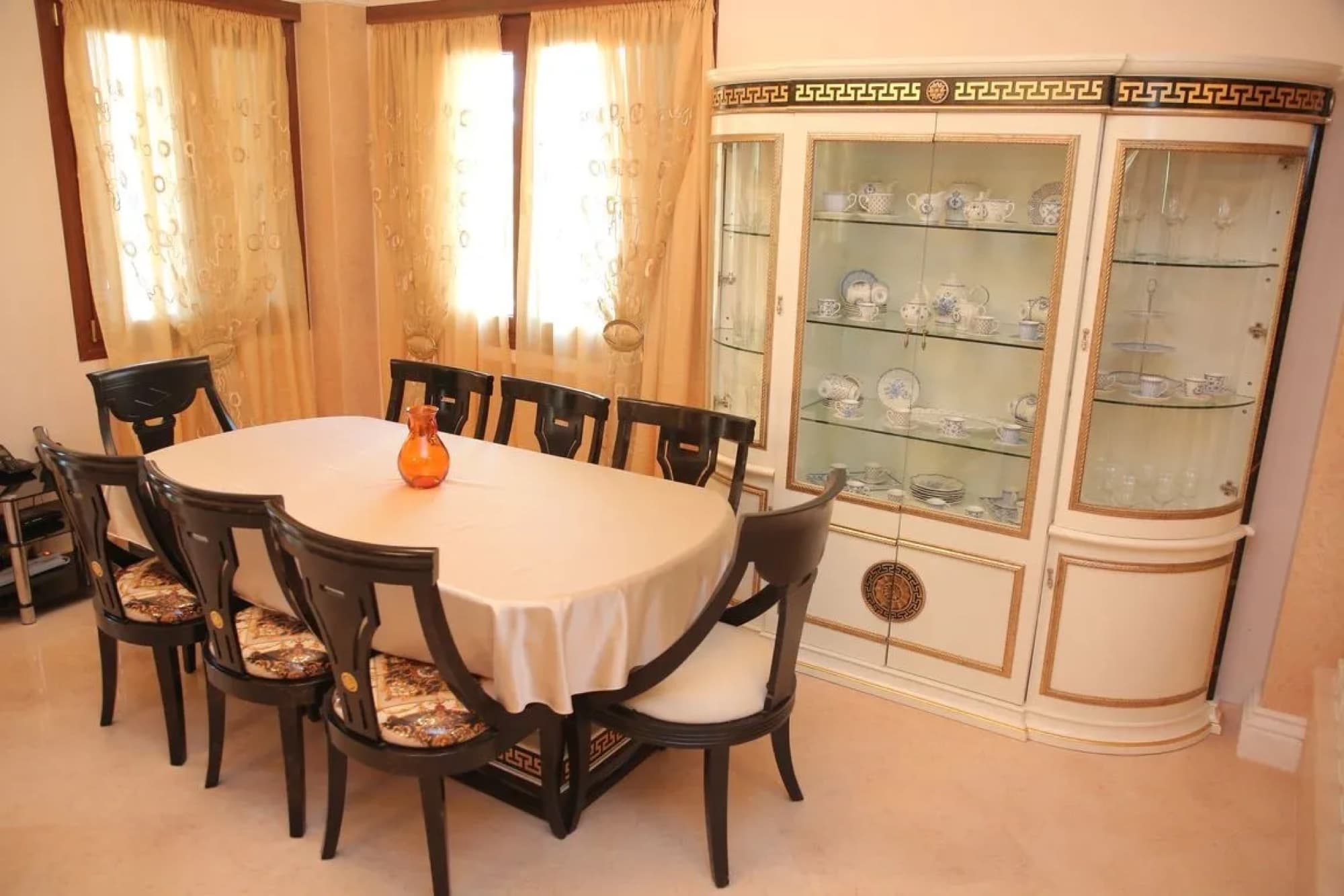 350 m² Five-Bedroom Villa for Sale in Chaniotis, Halkidiki, Chaniotis – photo 19 of 26