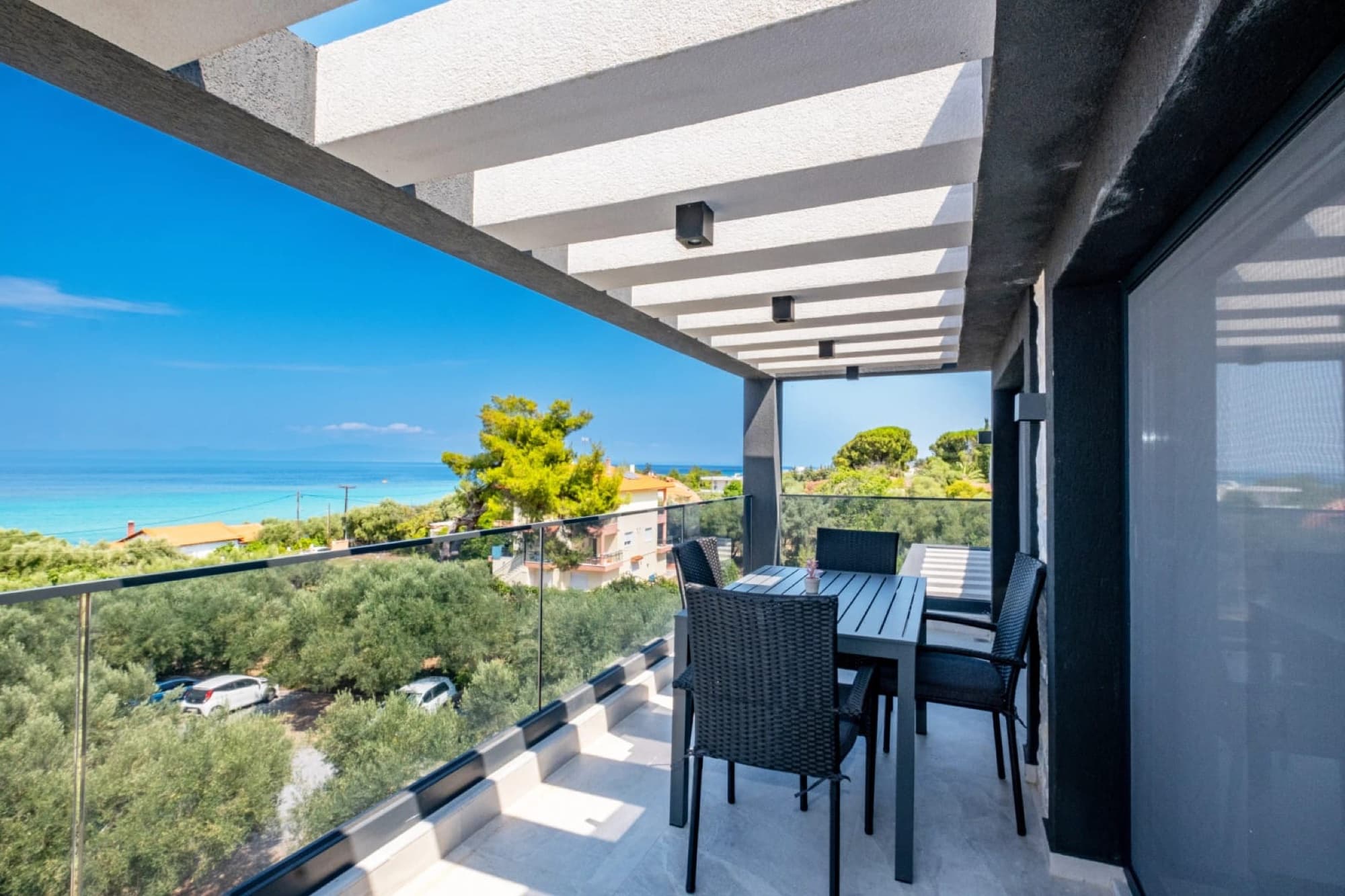 280 m² Five-Bedroom Villa for Sale in Polichrono, Halkidiki, Polychrono – photo 17 of 29