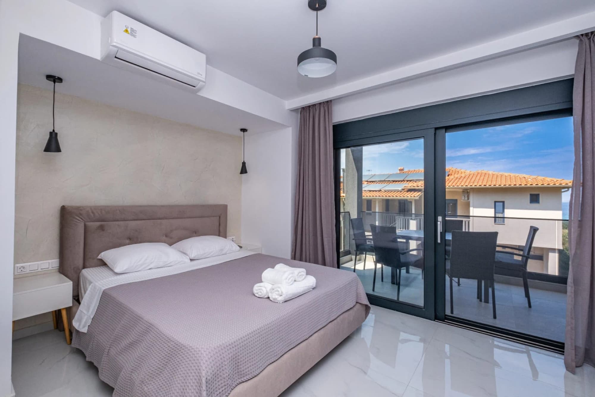 280 m² Five-Bedroom Villa for Sale in Polichrono, Halkidiki, Polychrono – photo 22 of 29