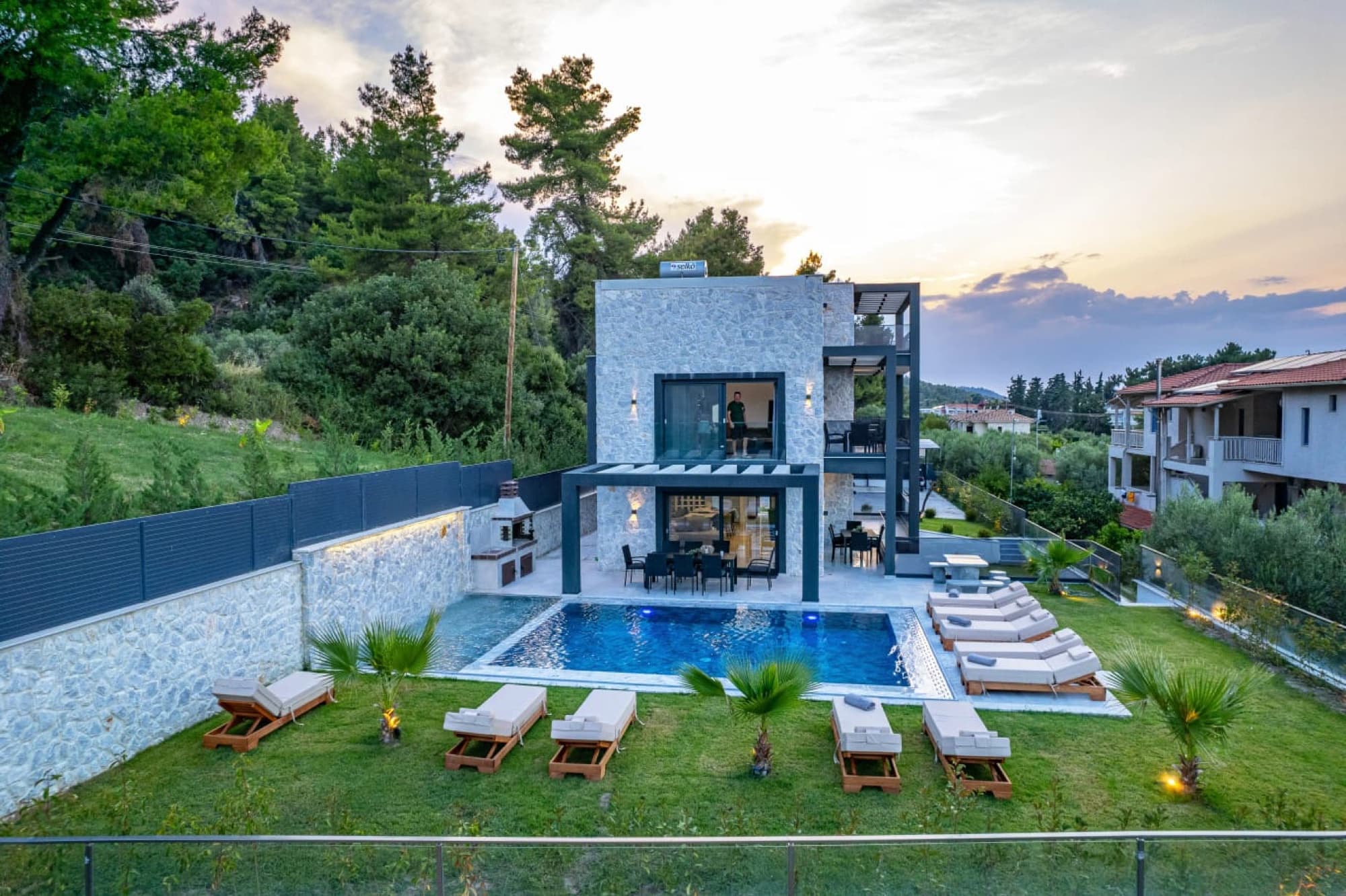 280 m² Five-Bedroom Villa for Sale in Polichrono, Halkidiki, Polychrono – photo 24 of 29