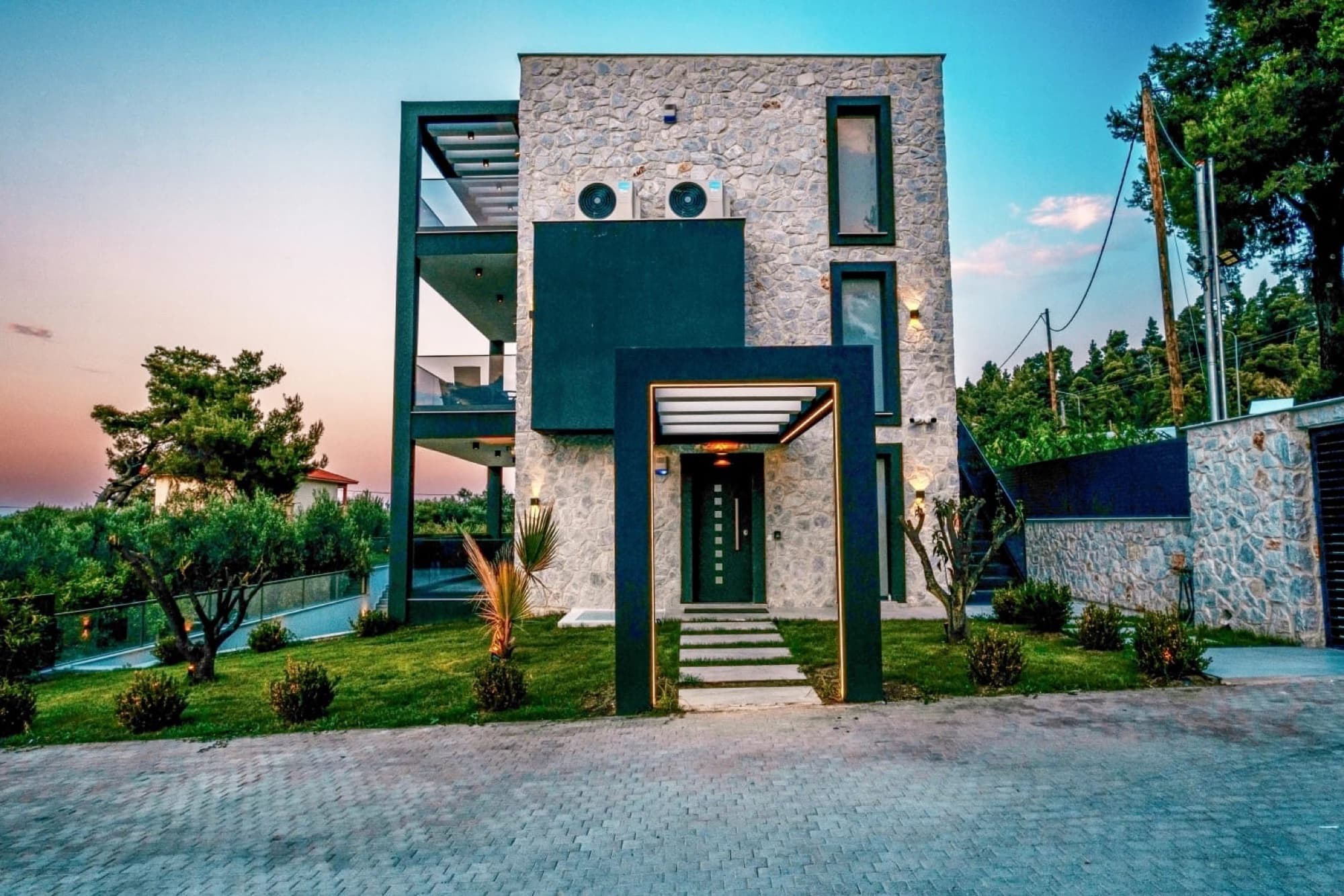280 m² Five-Bedroom Villa for Sale in Polichrono, Halkidiki, Polychrono – photo 25 of 29