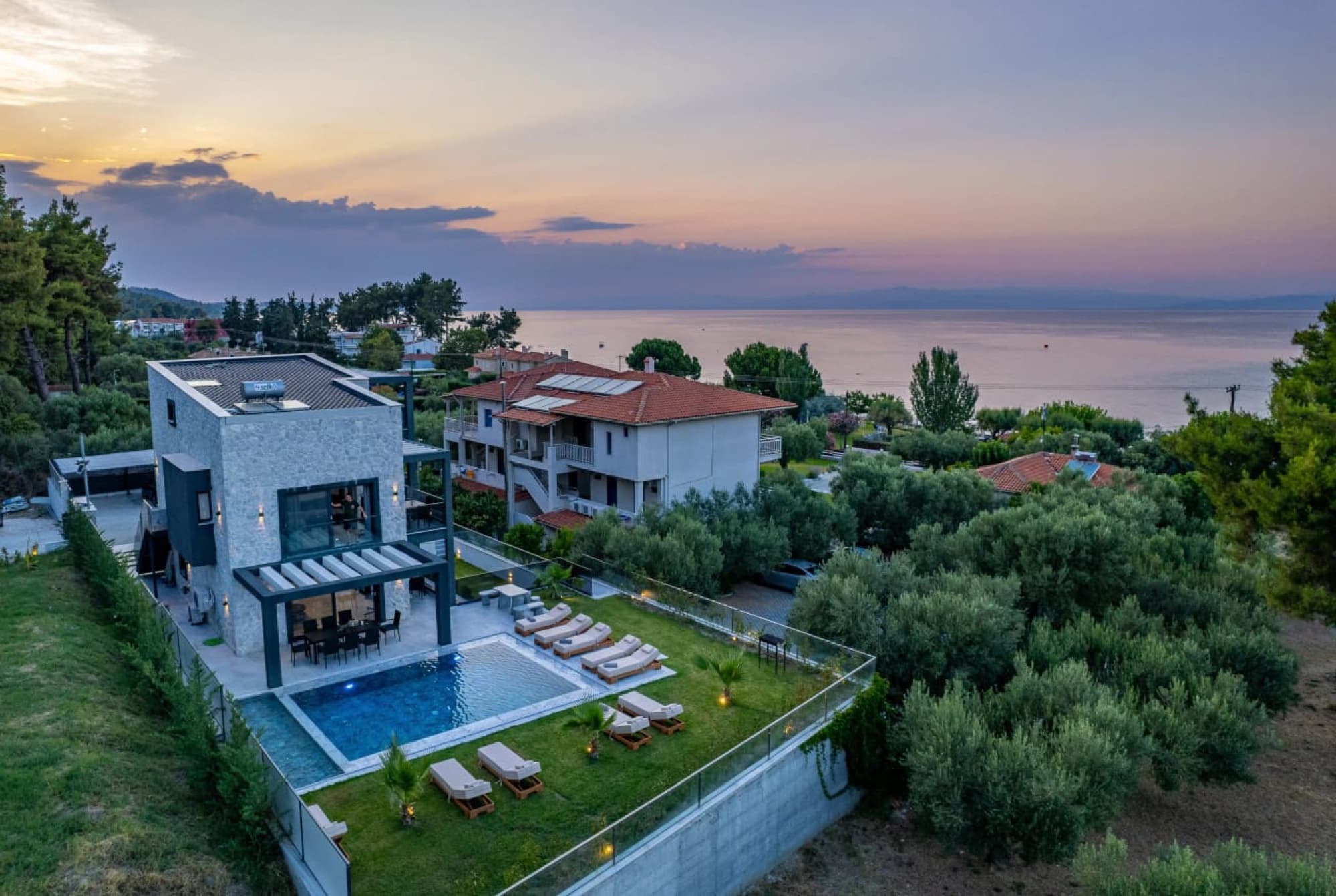 280 m² Five-Bedroom Villa for Sale in Polichrono, Halkidiki, Polychrono – photo 27 of 29