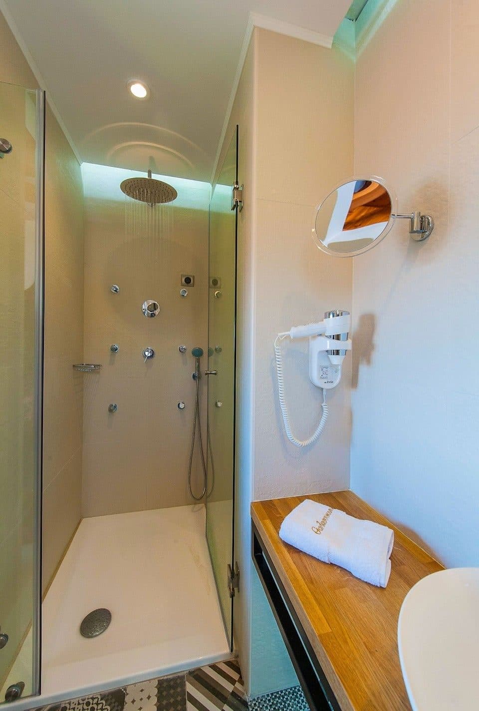 Deluxe Sea View Suite, Halkidiki – photo 4 of 48