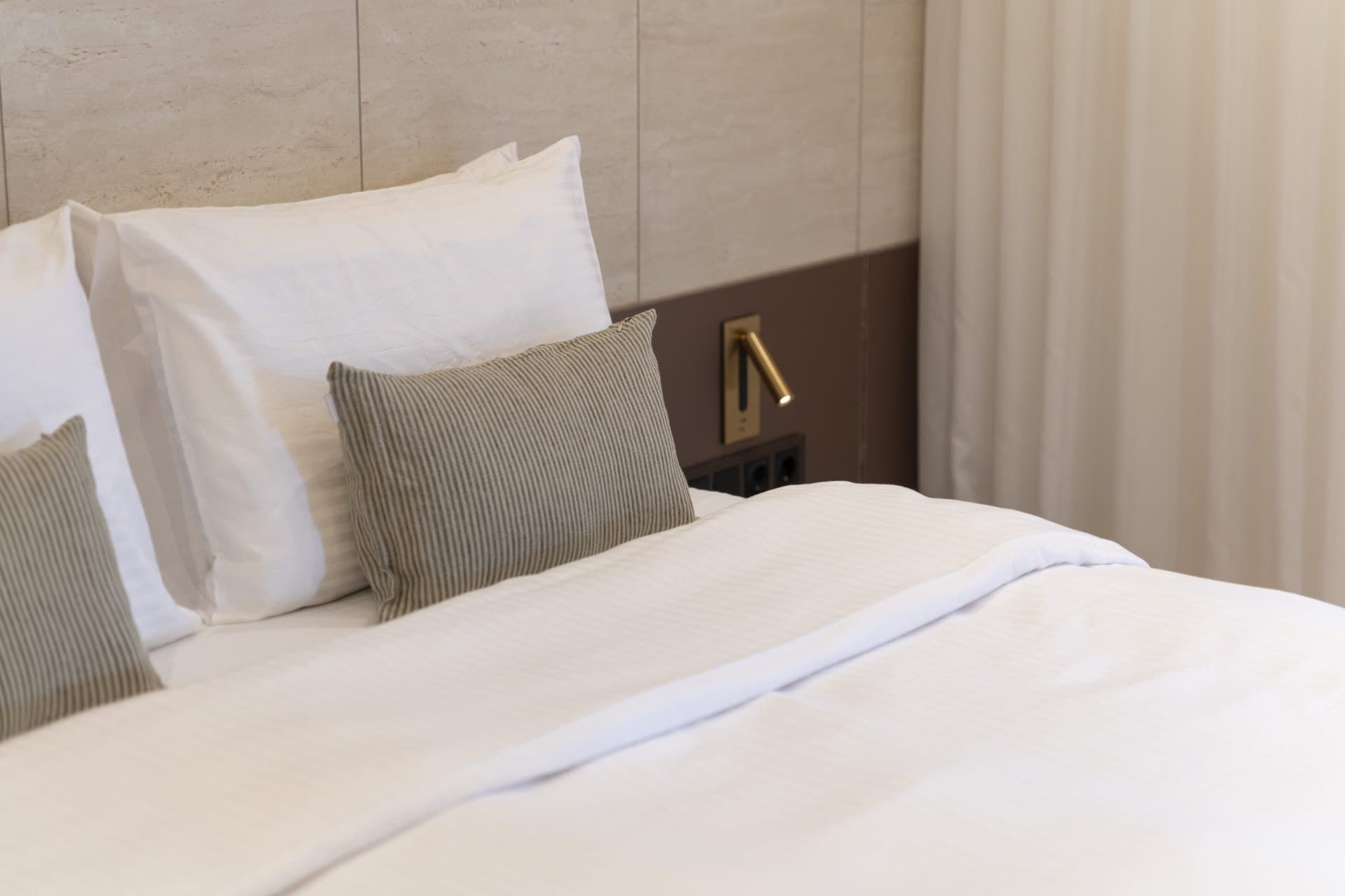 Acropolis Luxury Penthouse with Private Jacuzzi, Athina – photo 21 of 32