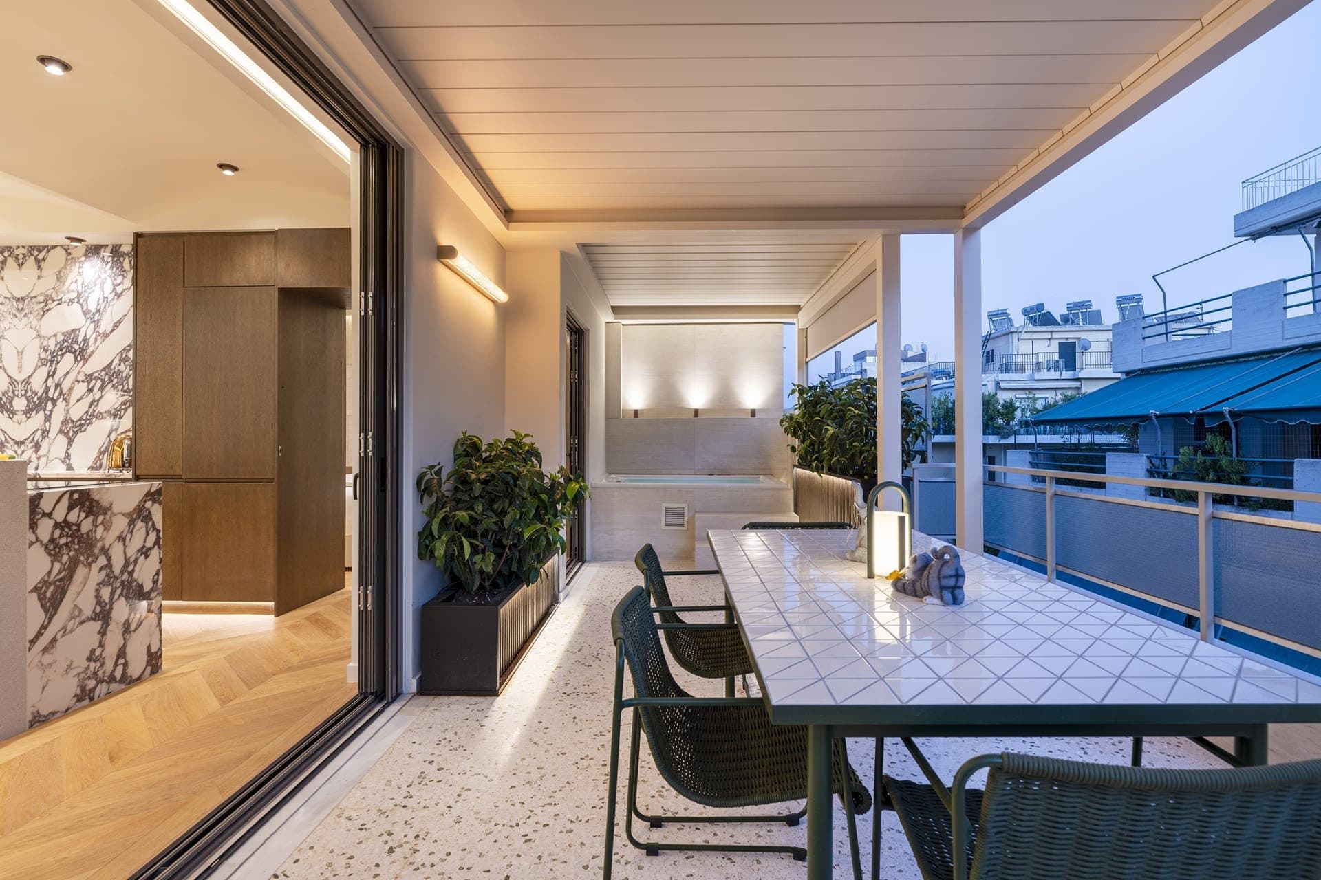 Acropolis Luxury Penthouse with Private Jacuzzi, Athina – photo 6 of 32