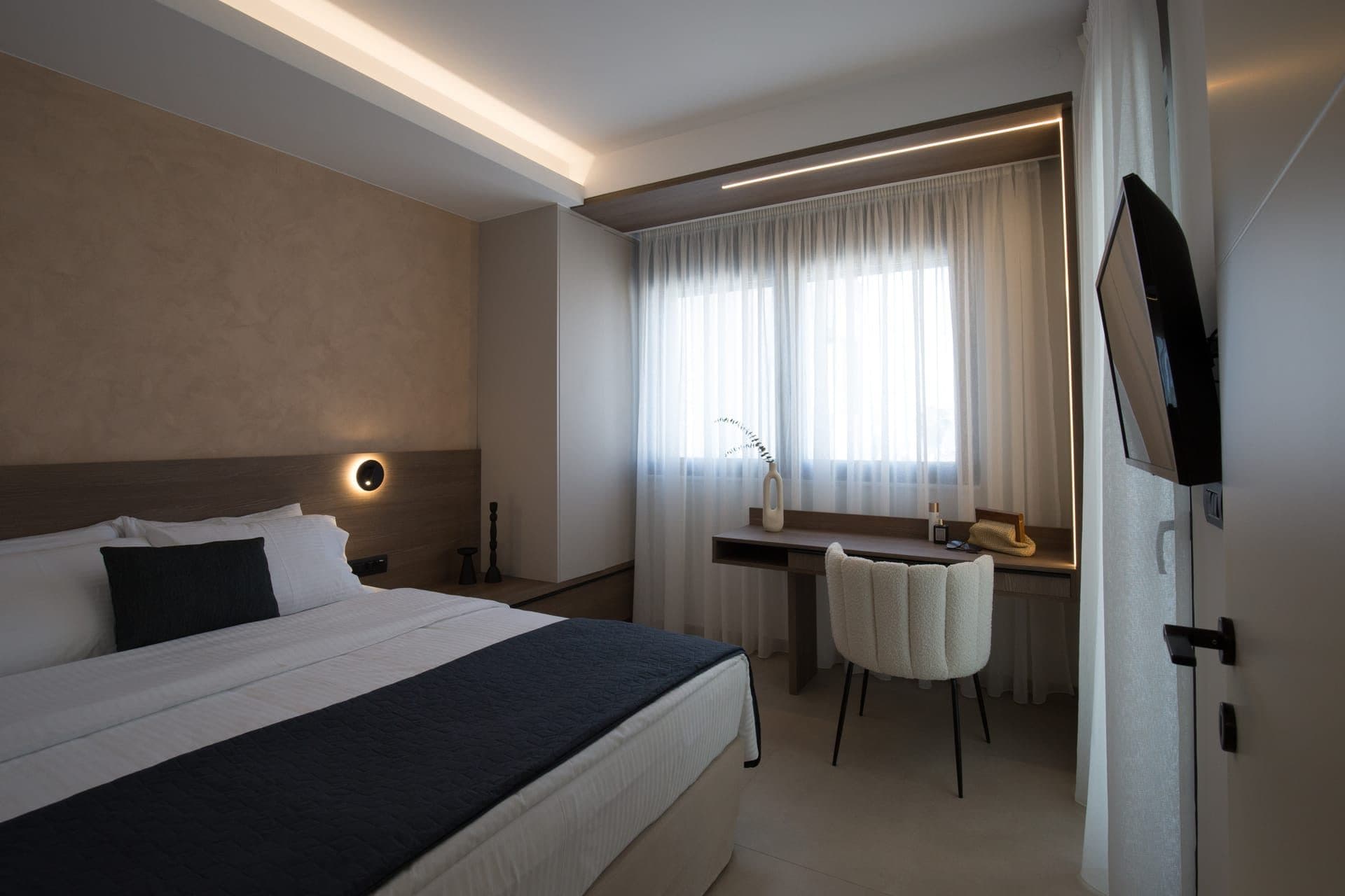 Junior Suite with City View, Chania – photo 4 of 16