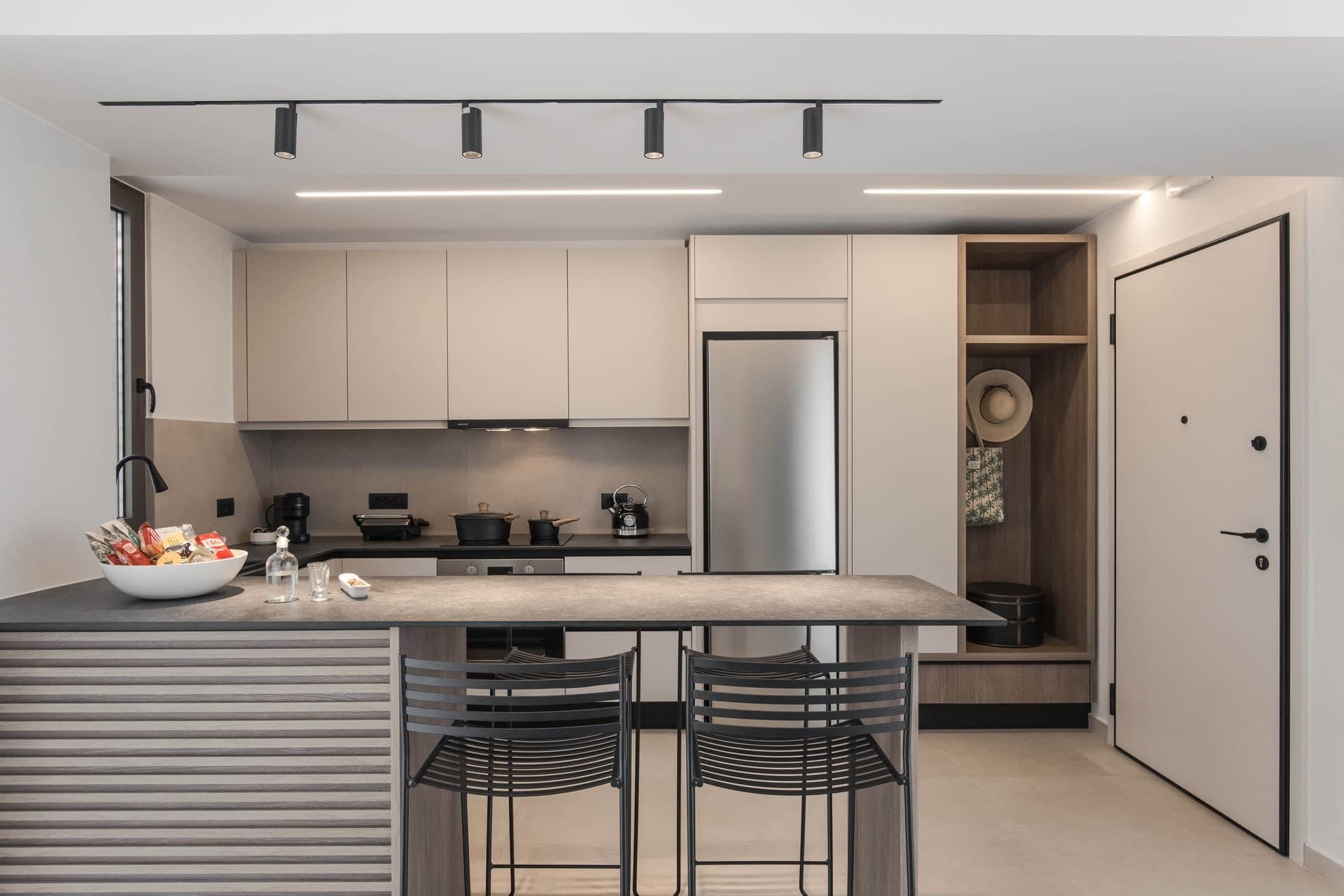 Superior Suite with City & Mountain View, Chania – photo 6 of 18