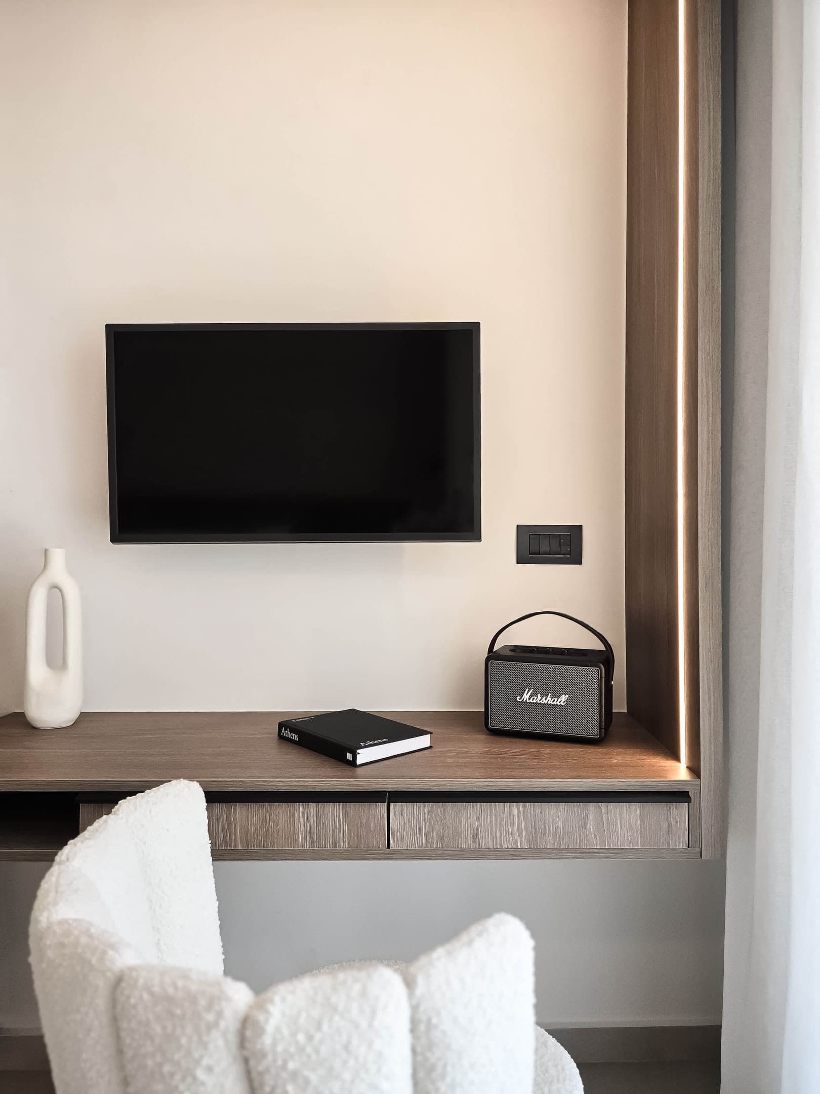 Master Suite with Indoor Jetted Tub and Panoramic View, Chania – photo 14 of 18