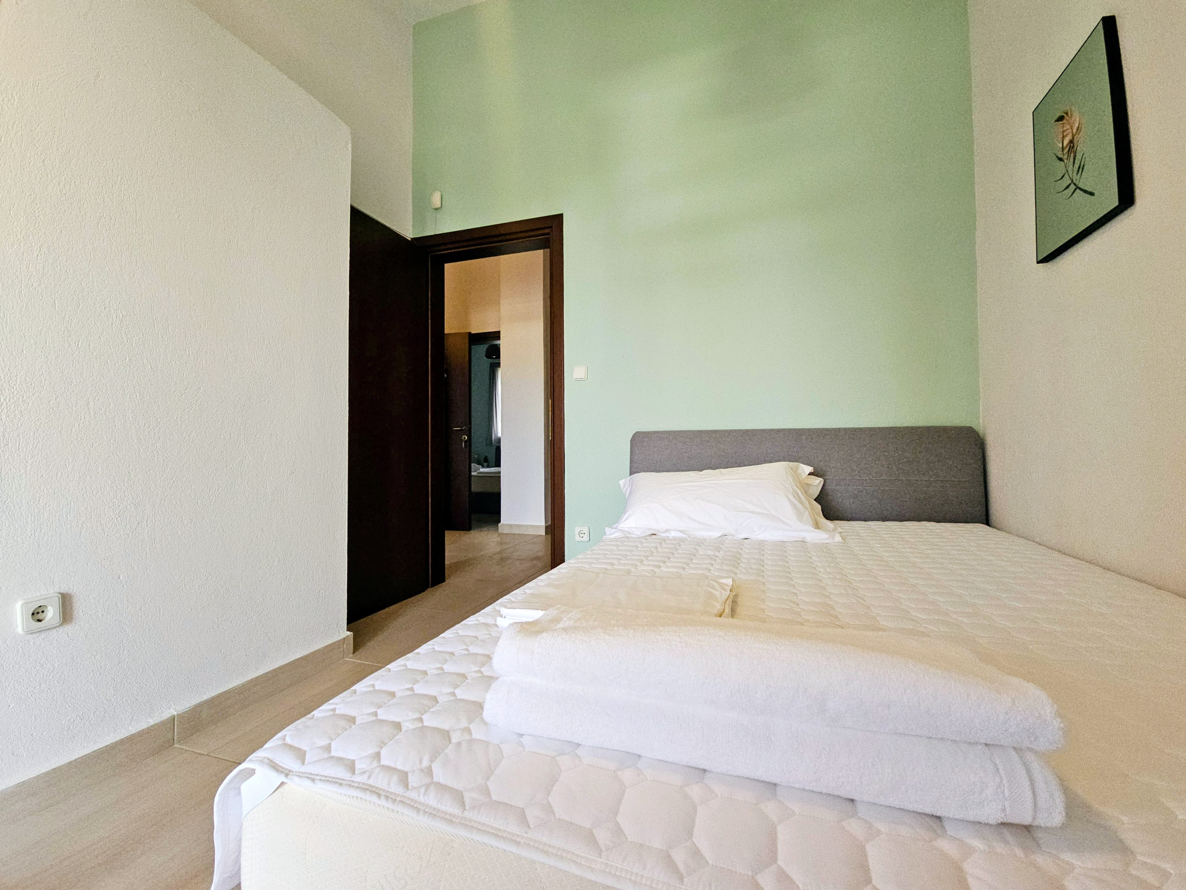 3 Bedroom Villa with Shared Pool, Garden and Private Parking near the Beach, Pefkohori – photo 19 of 68