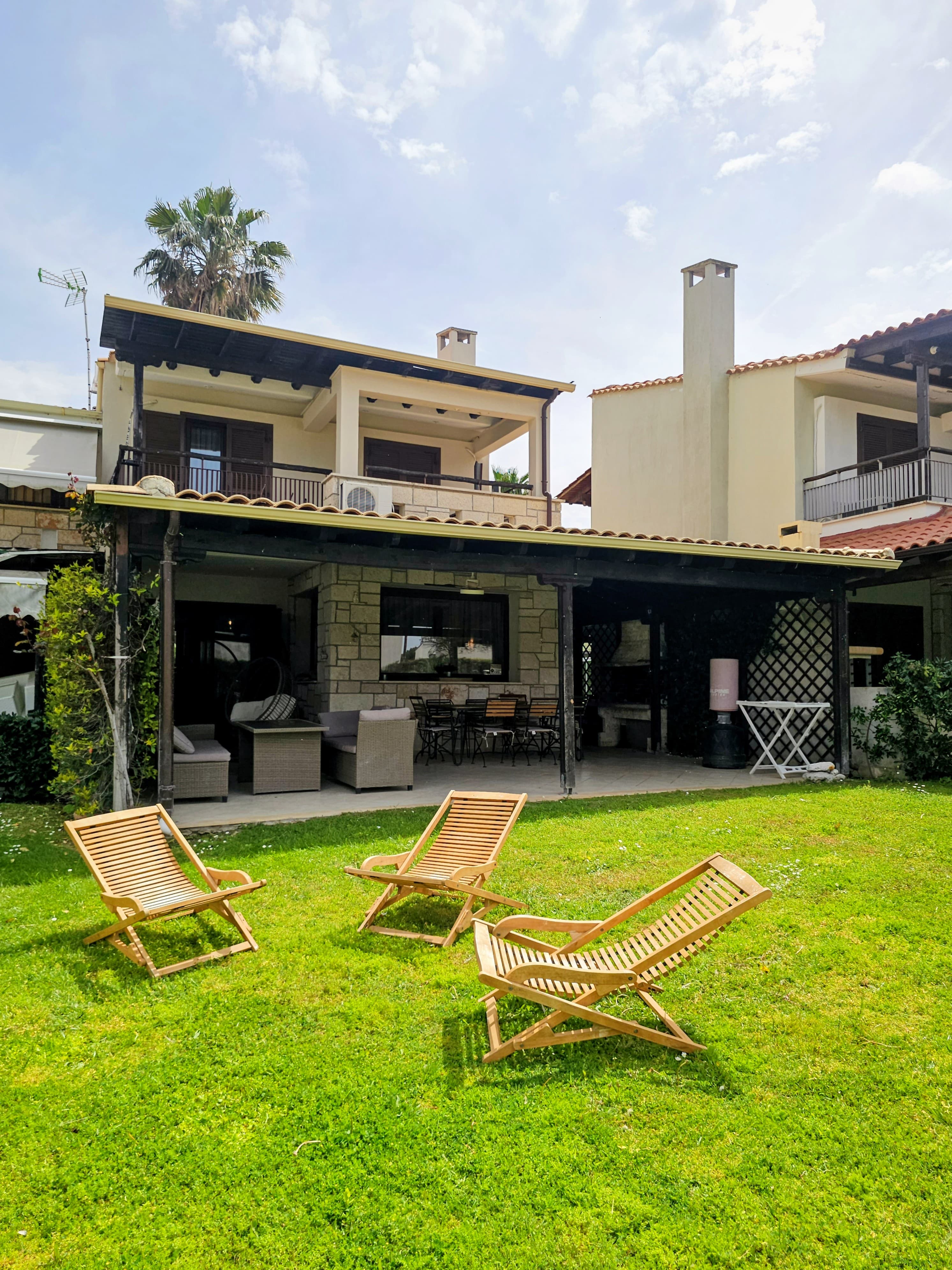 3 Bedroom Villa with Shared Pool, Garden and Private Parking near the Beach, Pefkohori – photo 47 of 68