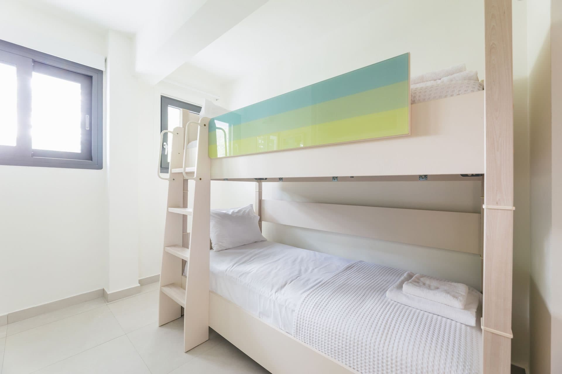 Deluxe Two-Bedroom apartment 43 sqm, Pallini – photo 3 of 23