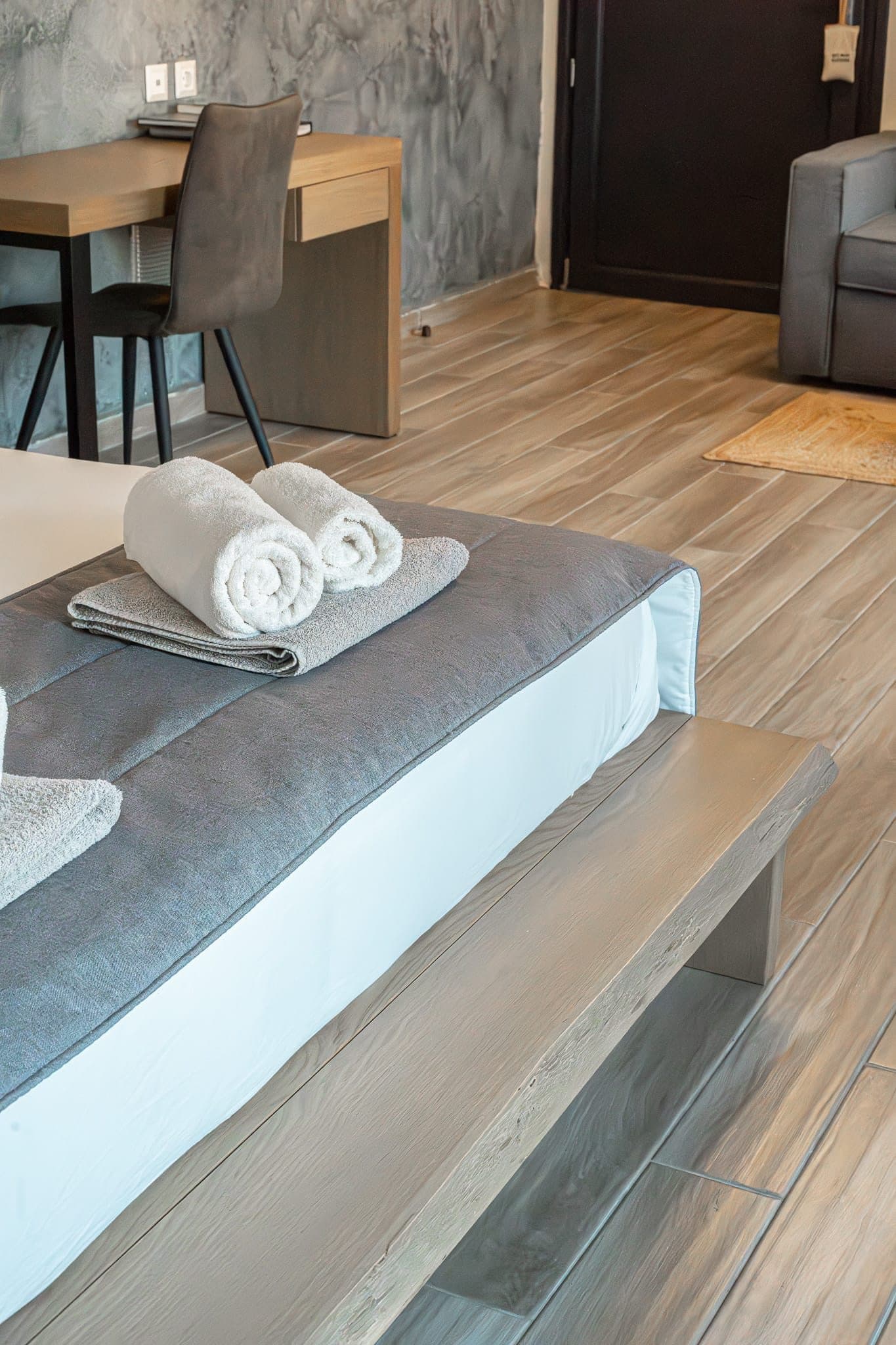 Junior Suite Ground Floor with Pool and Sea View, Elia Nikitis – photo 36 of 37