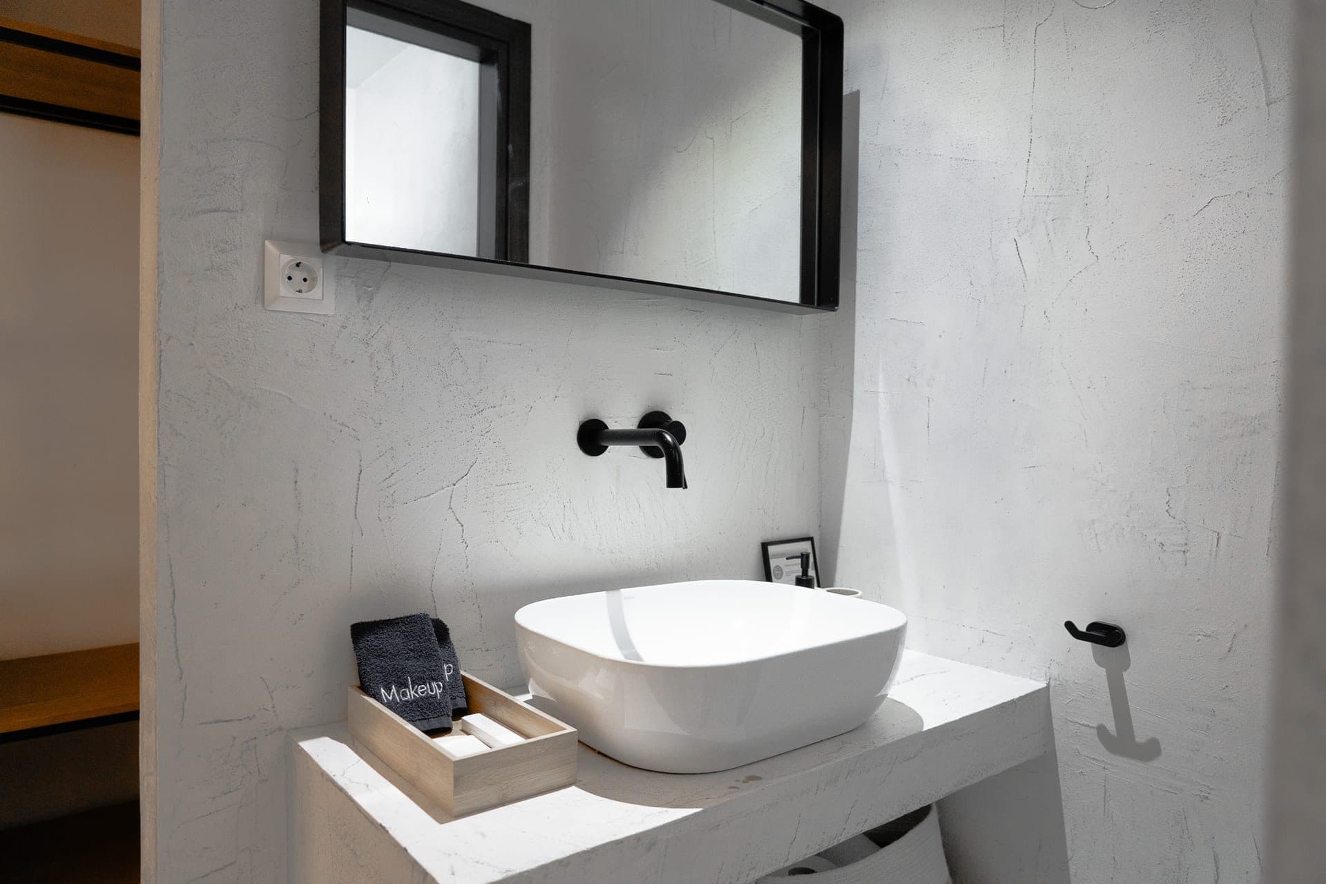 Junior Suite Ground Floor with Pool and Sea View, Elia Nikitis – photo 6 of 37