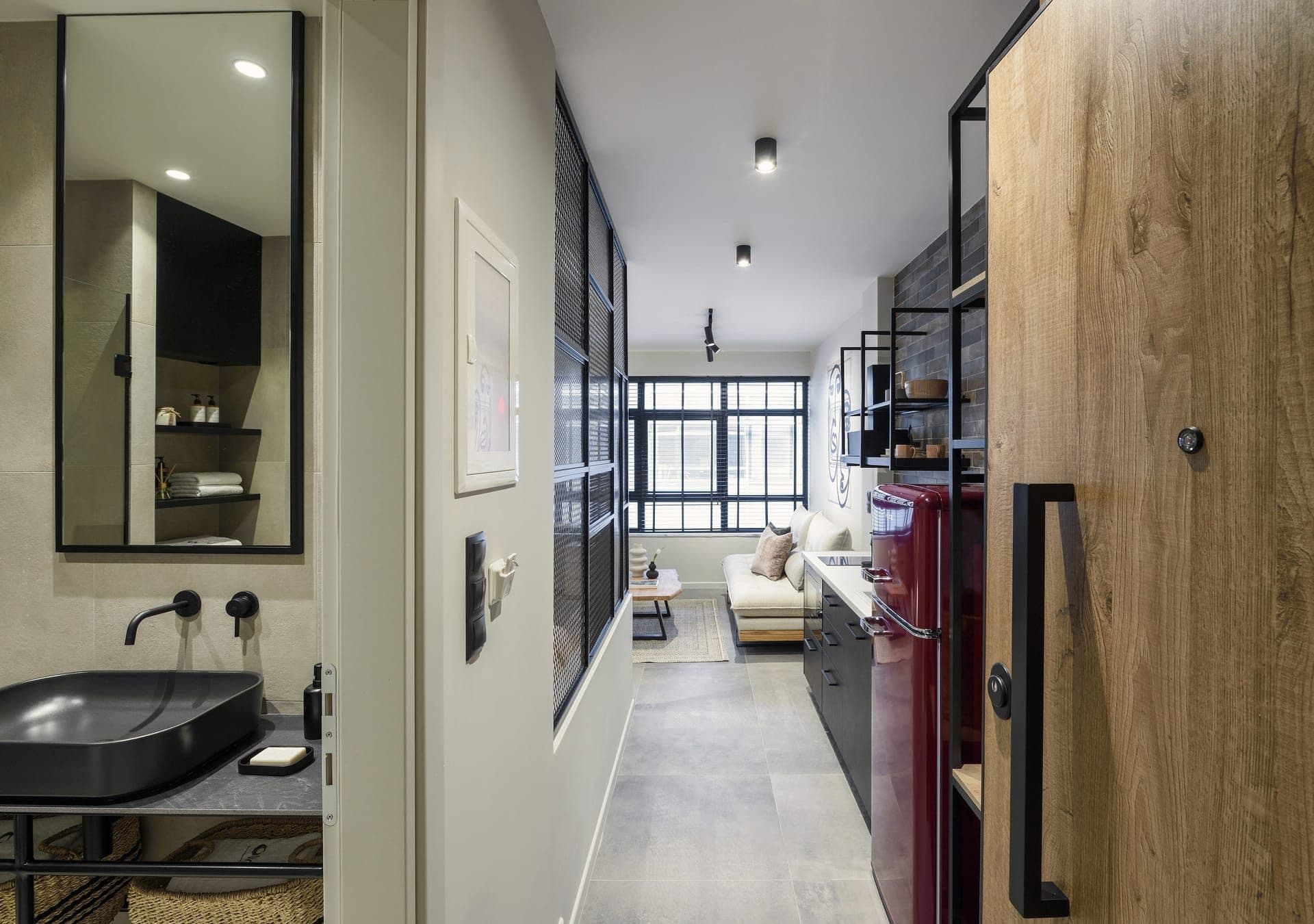 Dialogue | Lofts @Ladadika, Thessaloniki – photo 2 of 23