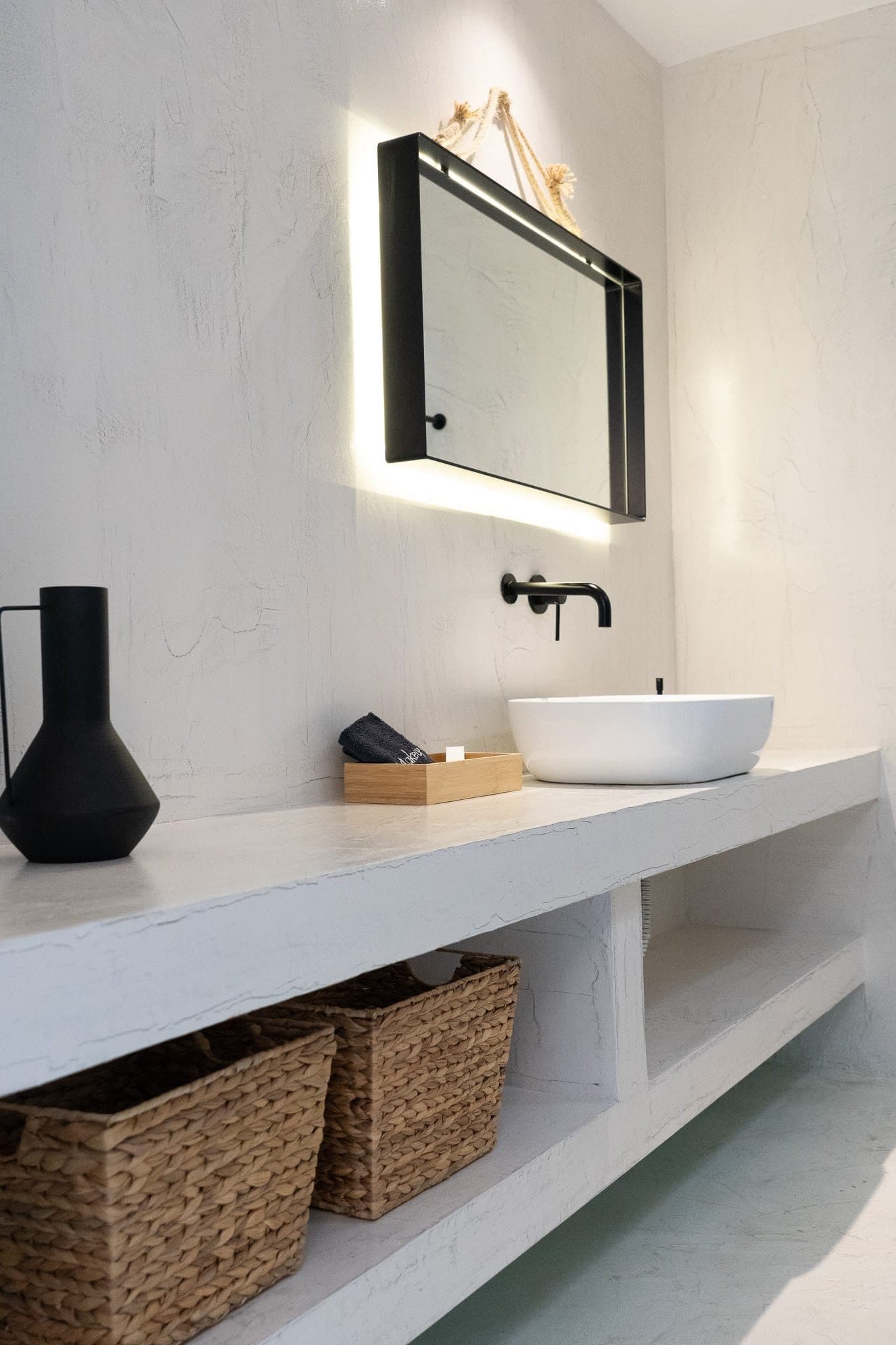 Junior Suite with Sea View and Bathtub, Elia Nikitis – photo 36 of 42