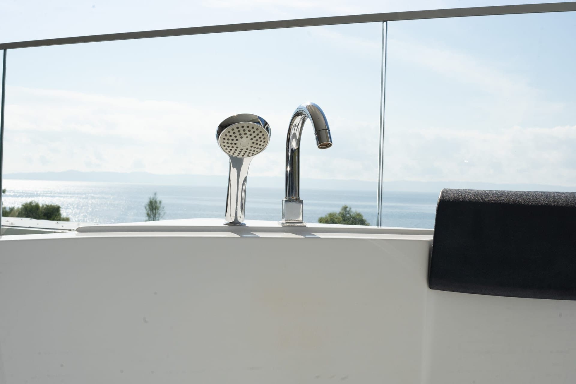 Deluxe Suite with Sea View and Jacuzzi, Elia Nikitis – photo 54 of 59