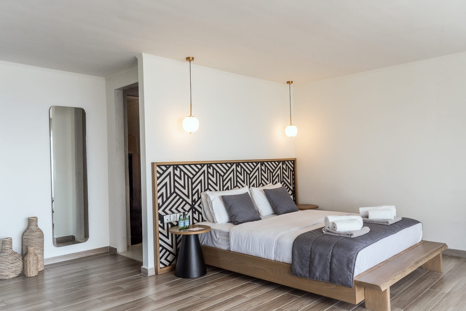 Deluxe Suite with Sea View and Jacuzzi, Elia Nikitis – photo 2 of 59