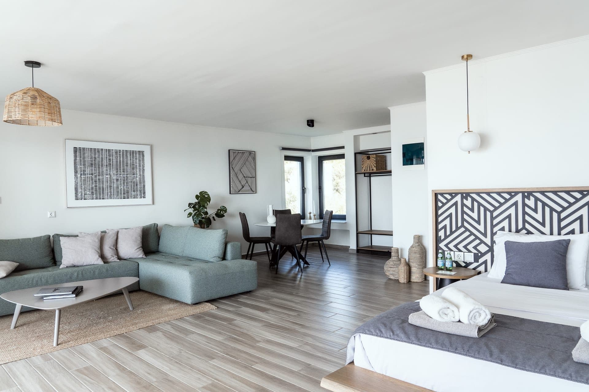 Deluxe Suite with Sea View and Jacuzzi, Elia Nikitis – photo 3 of 59