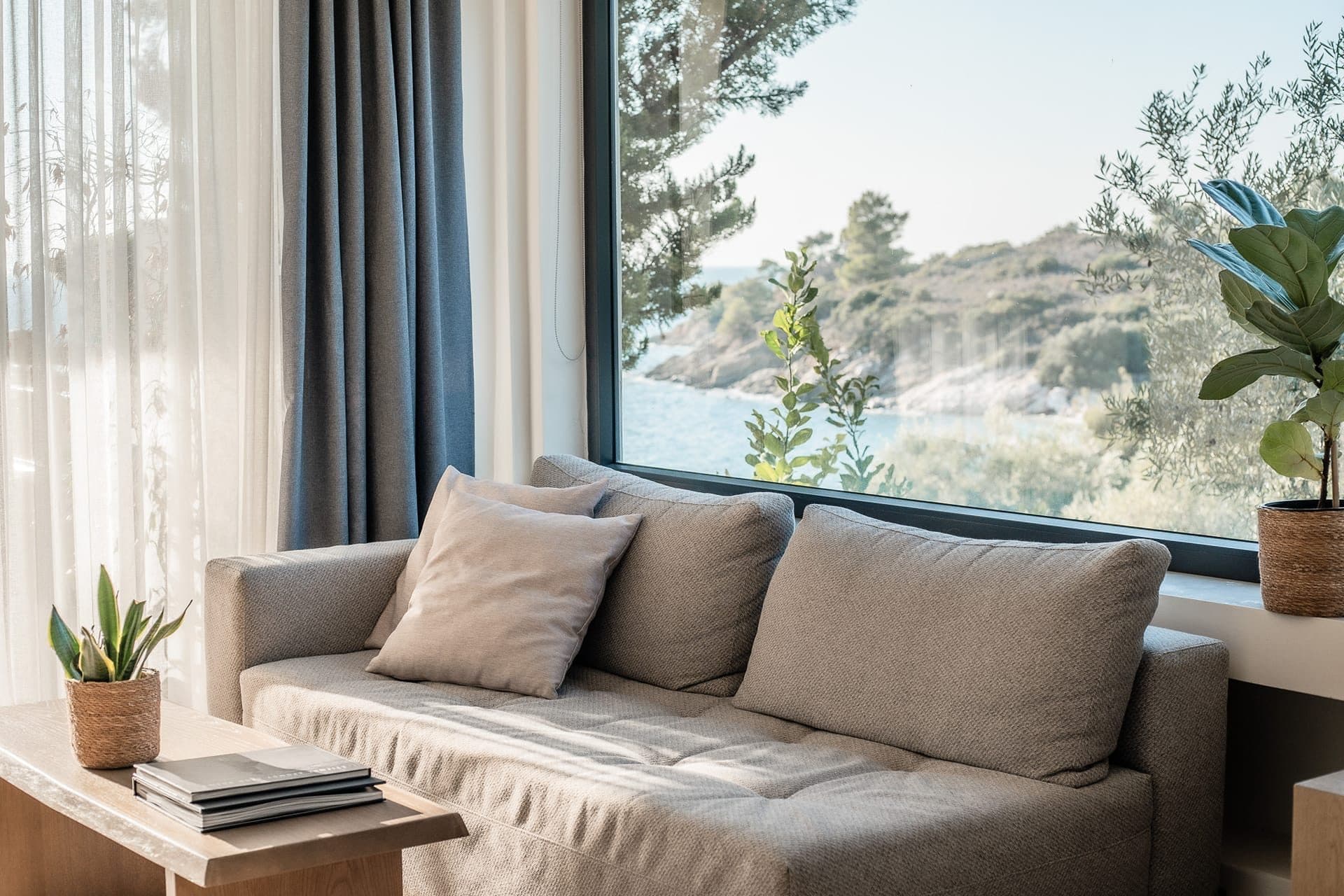 Elegant Suite with Sea View and Hot Tub, Elia Nikitis – photo 26 of 41
