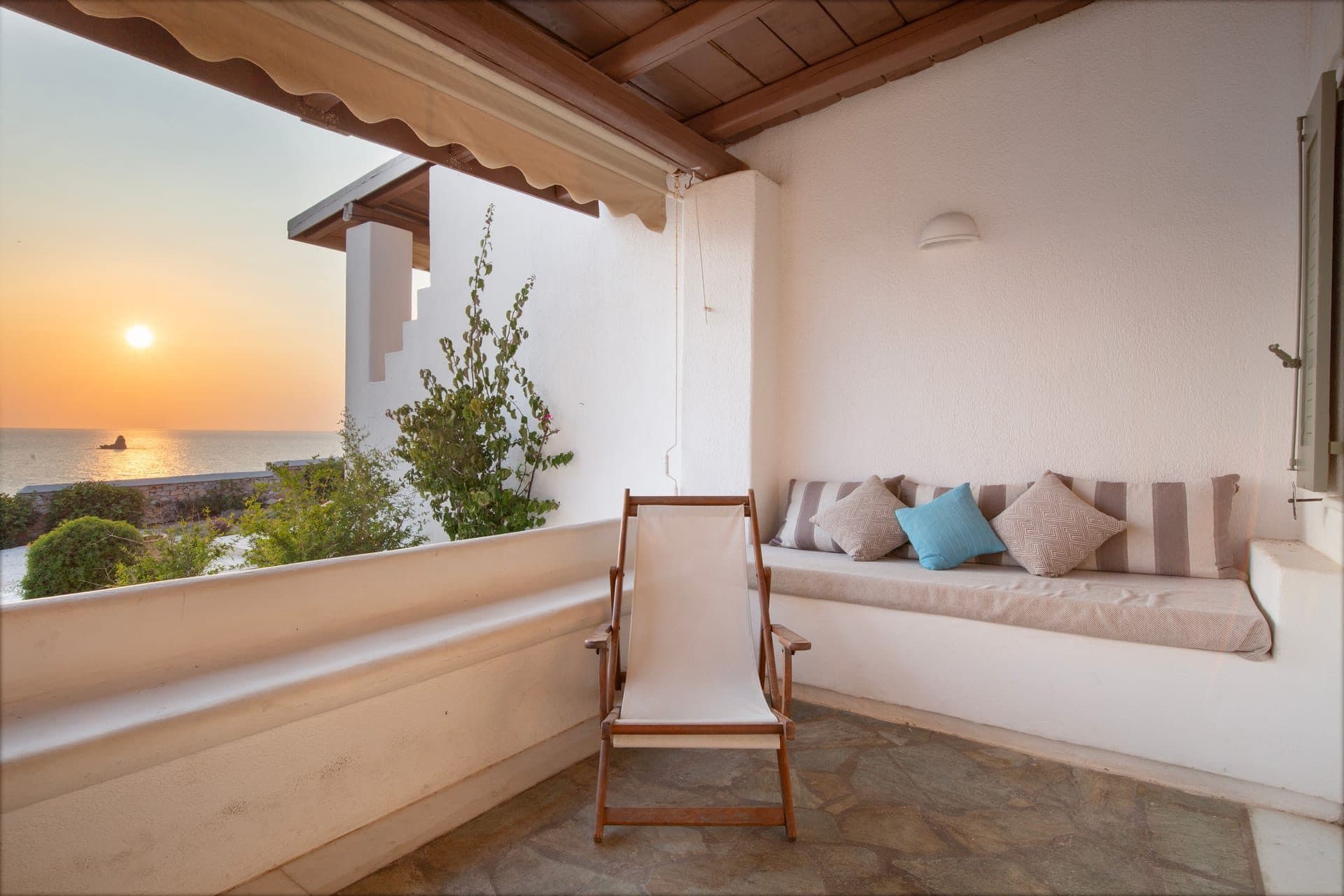 Villa 2 - on 2 levels - 2 bedrooms | 78m², Paros – photo 21 of 25