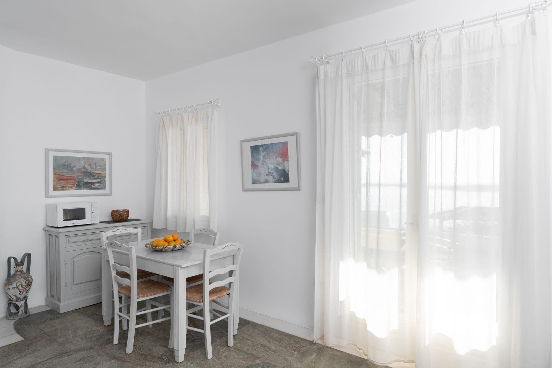 Villa 5 - on 2 levels - 2 bedrooms | 96m², Paros – photo 9 of 19
