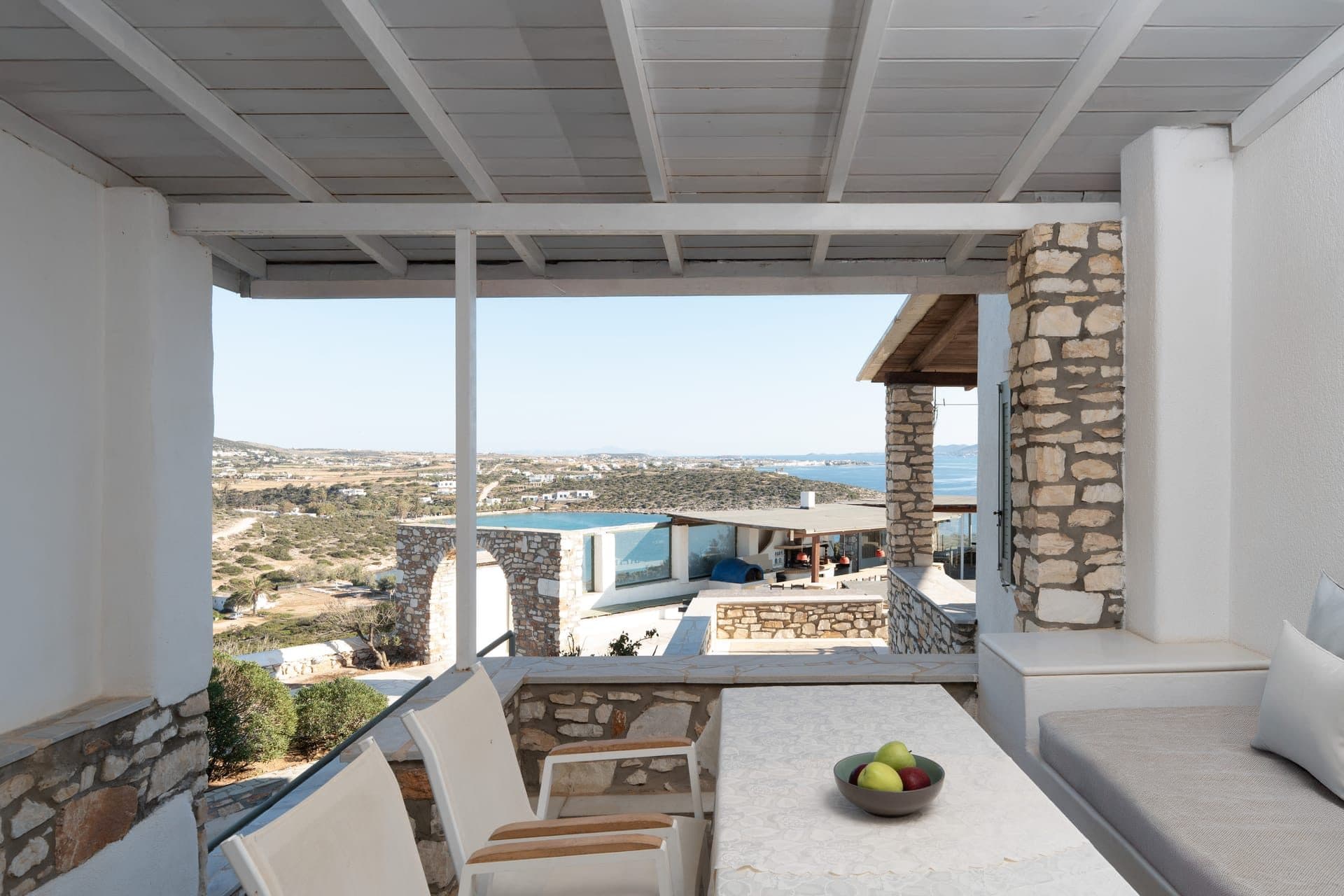 Villa 5 - on 2 levels - 2 bedrooms | 96m², Paros – photo 2 of 19