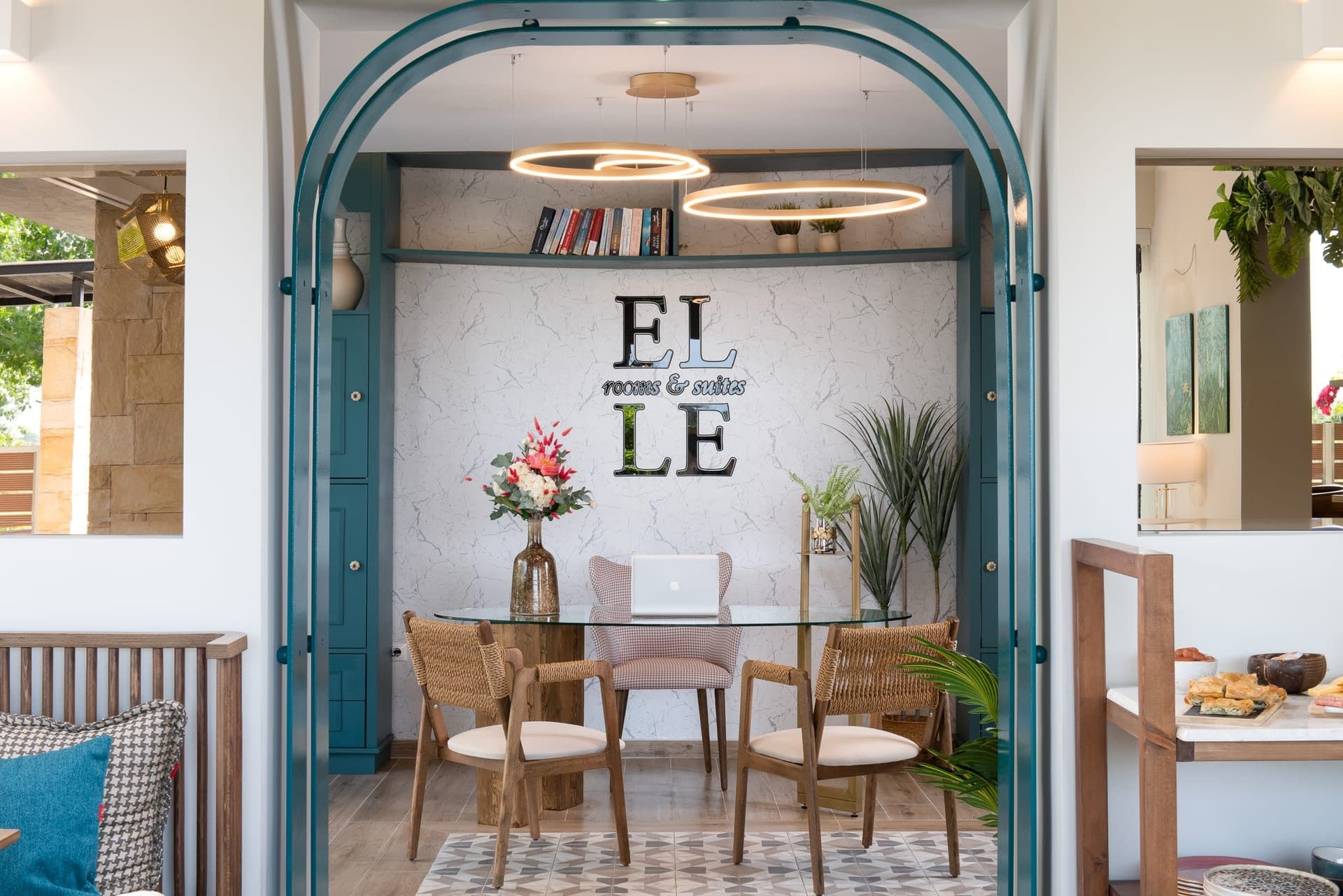ELLE Rooms & Suites, Paralia – photo 7 of 42