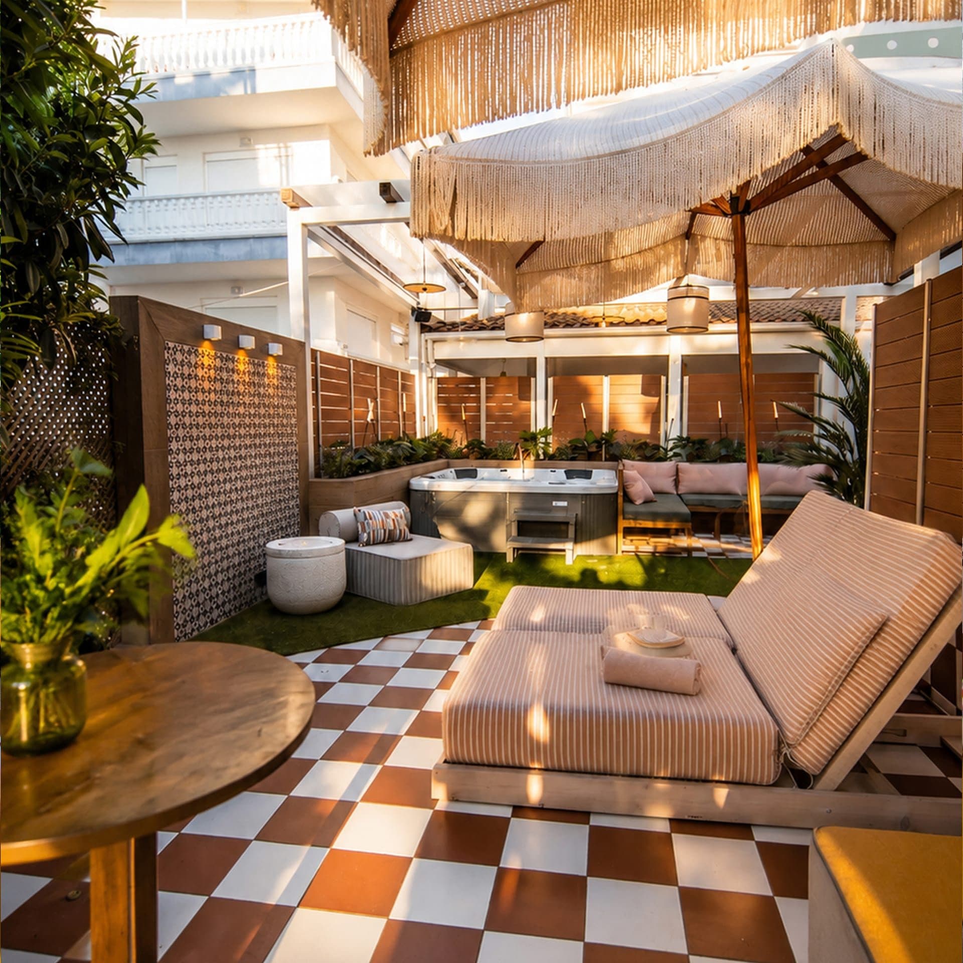 ELLE Rooms & Suites, Paralia – photo 34 of 42