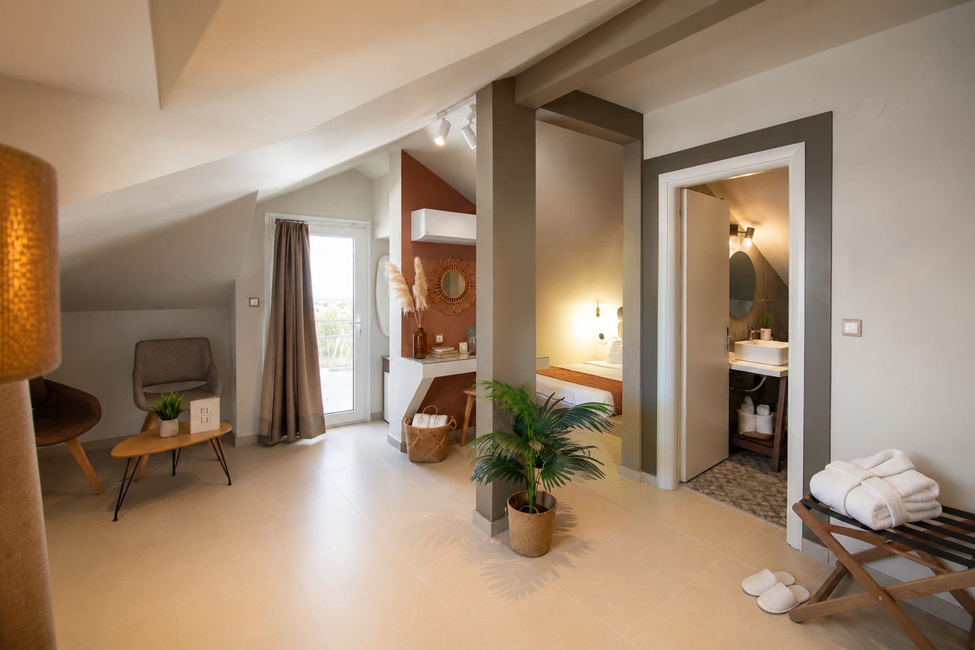 Attic Deluxe Suite, Paralia – photo 2 of 10