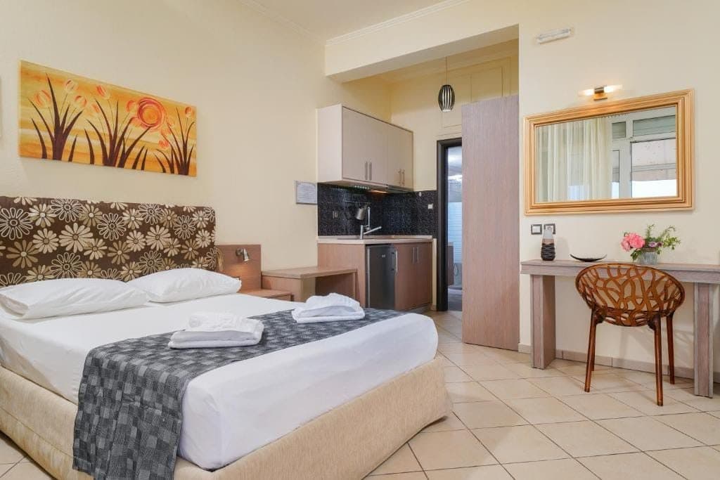 Superior Studio (3 Adults) with Sea View, Chrisi Akti – photo 4 of 16