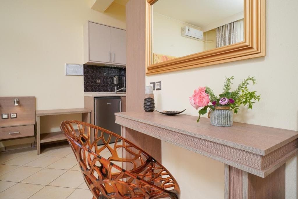 Superior Studio (3 Adults) with Sea View, Chrisi Akti – photo 7 of 16