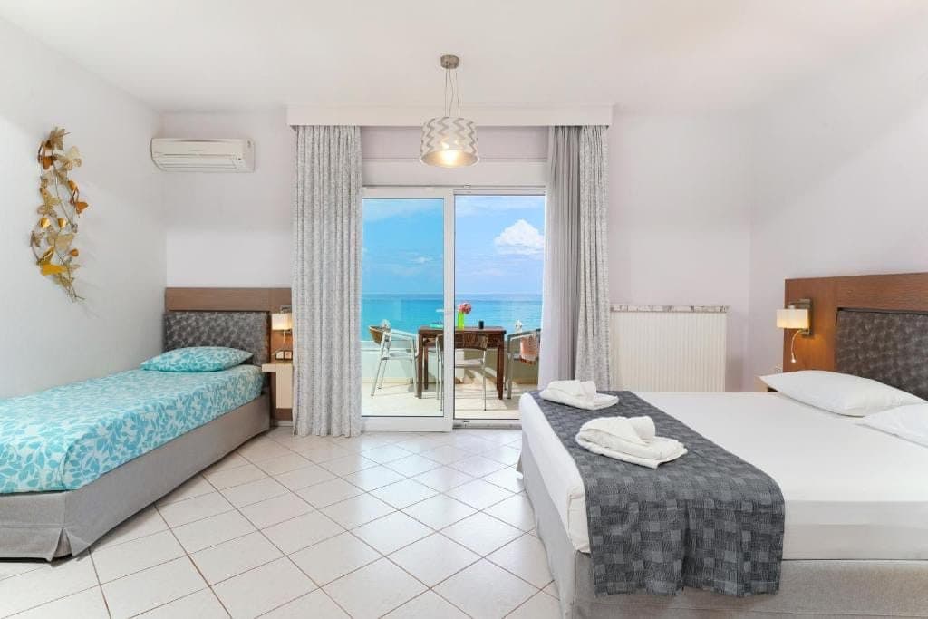 Superior Triple Room with Sea View Chrisi Akti, Chrisi Akti – photo 2 of 14