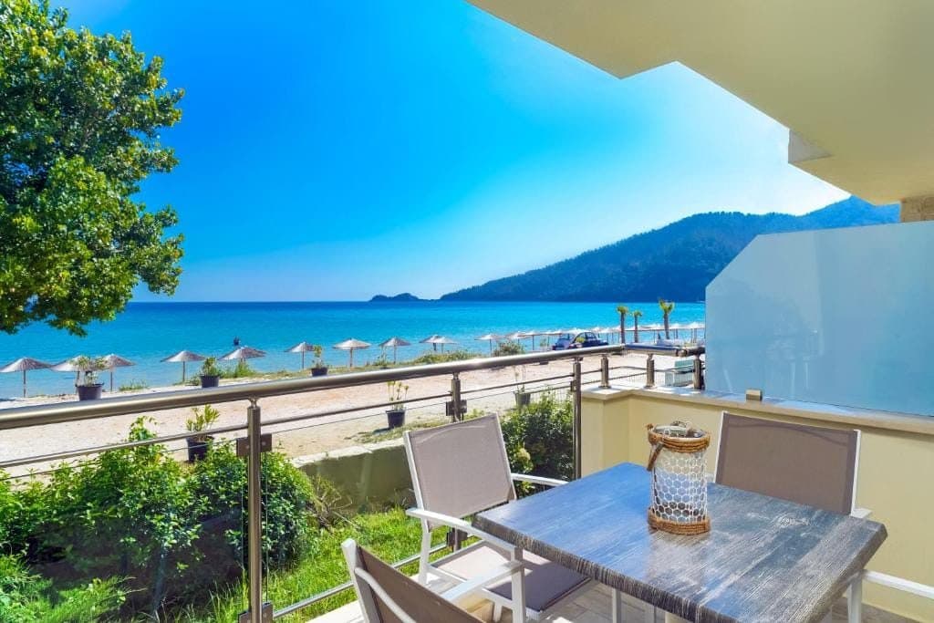 Iliorama Seaside Luxury Suites & Apartments, Chrisi Akti – photo 25 of 36