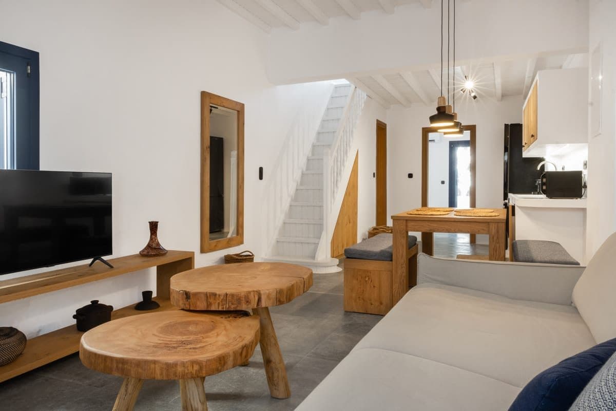 InTown Mykonos - Two Bedrooms Duplex House, Mykonos – photo 3 of 25