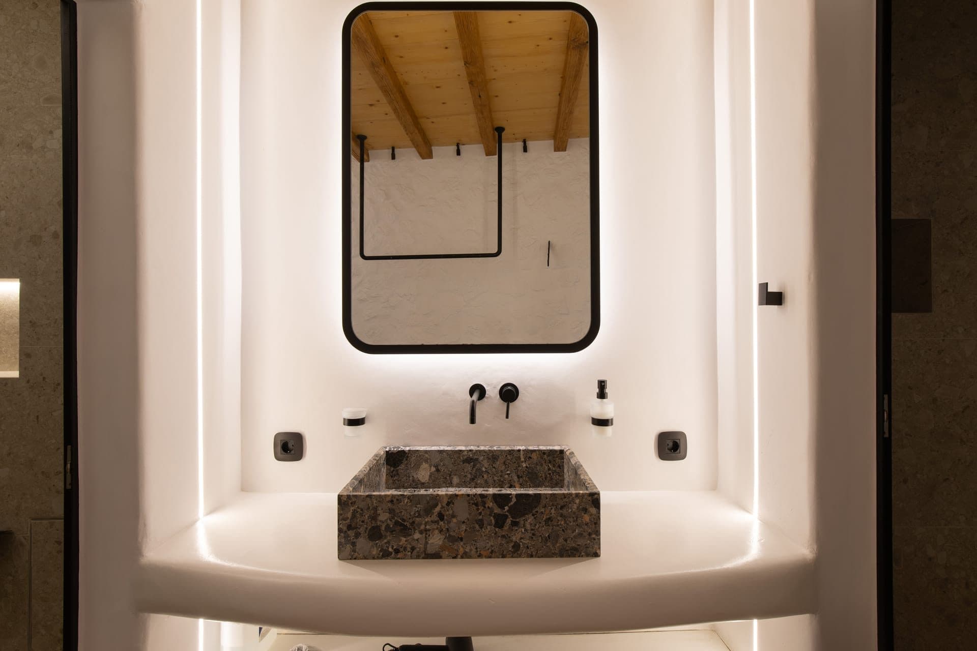Acres Luxe - Ground Floor Retreat, Ano Mera – photo 25 of 39