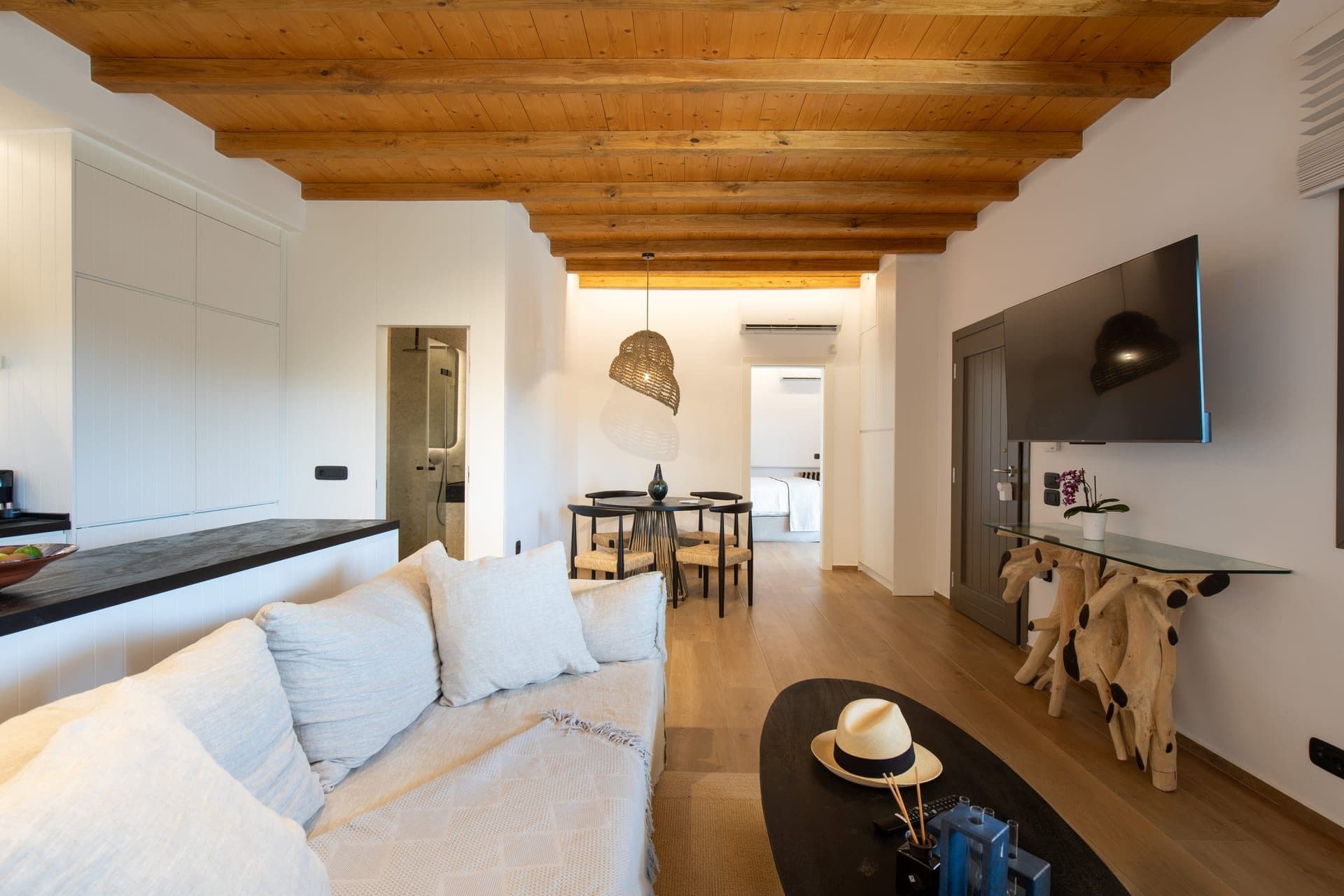 Acres Luxe - Ground Floor Retreat, Ano Mera – photo 14 of 39