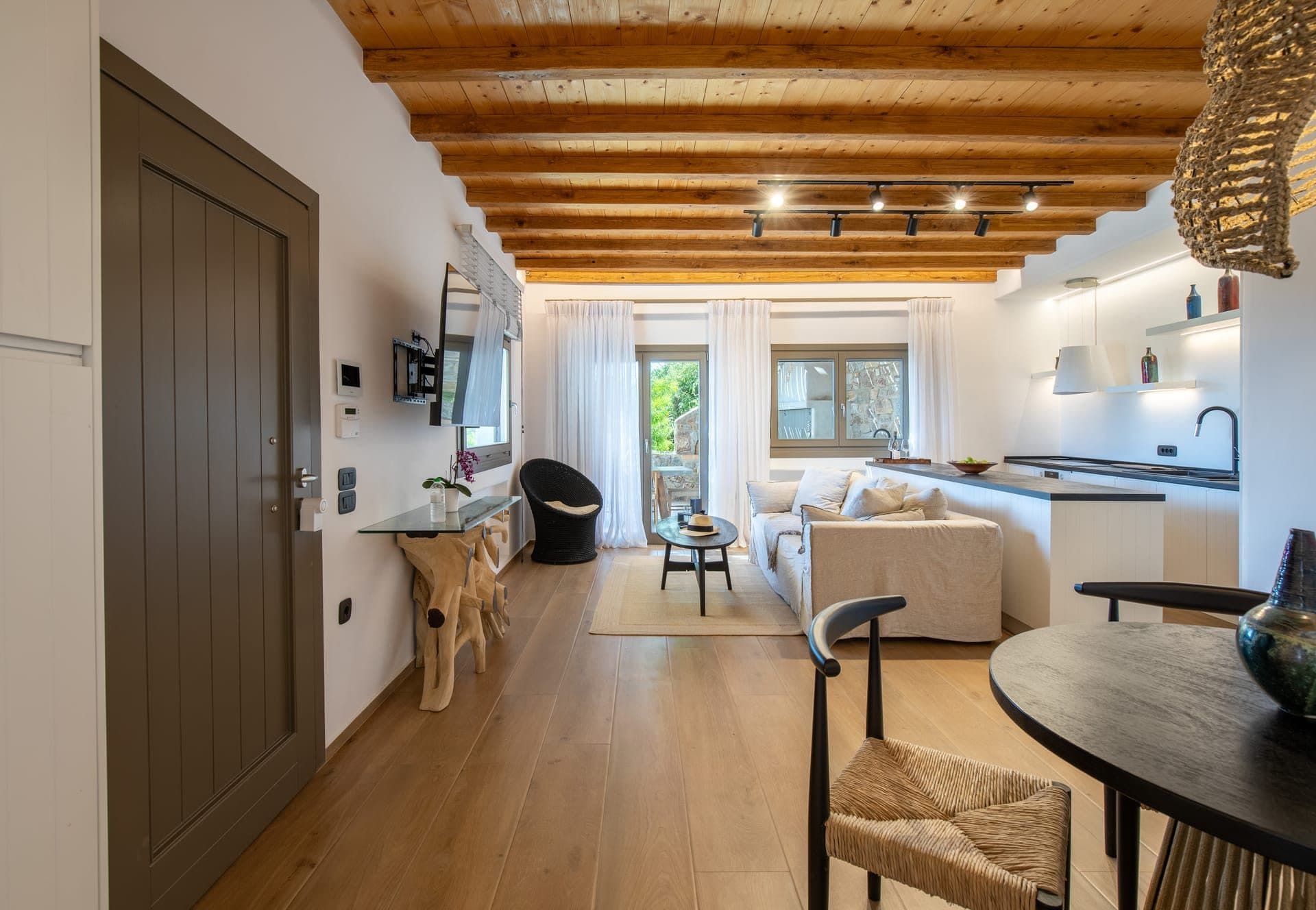 Acres Luxe - Ground Floor Retreat, Ano Mera – photo 8 of 39
