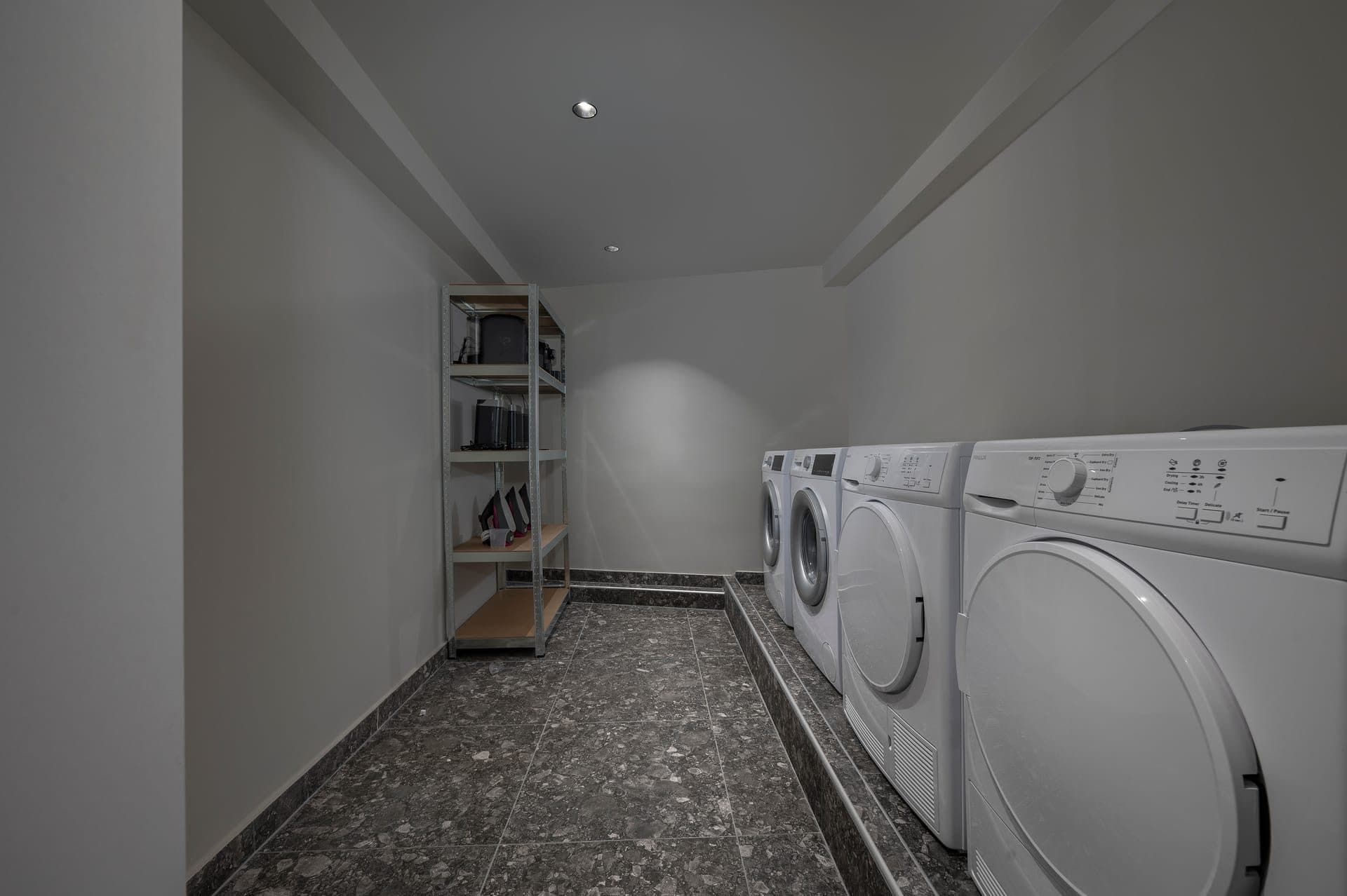 Hebrard Industrial Suites, Thessaloniki – photo 9 of 10