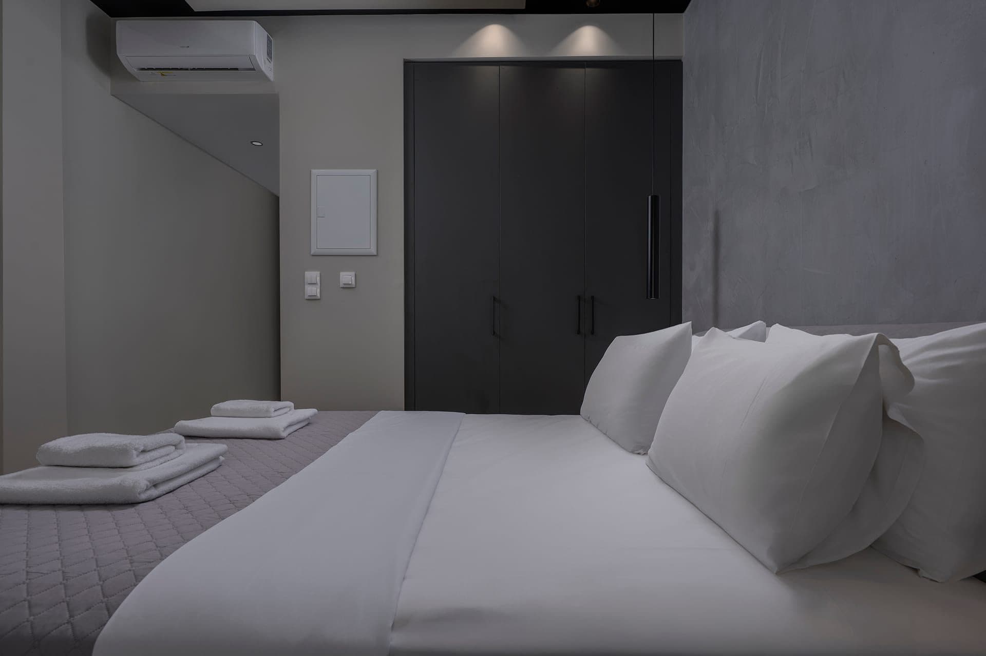 Business Double Room, Thessaloniki – photo 4 of 8