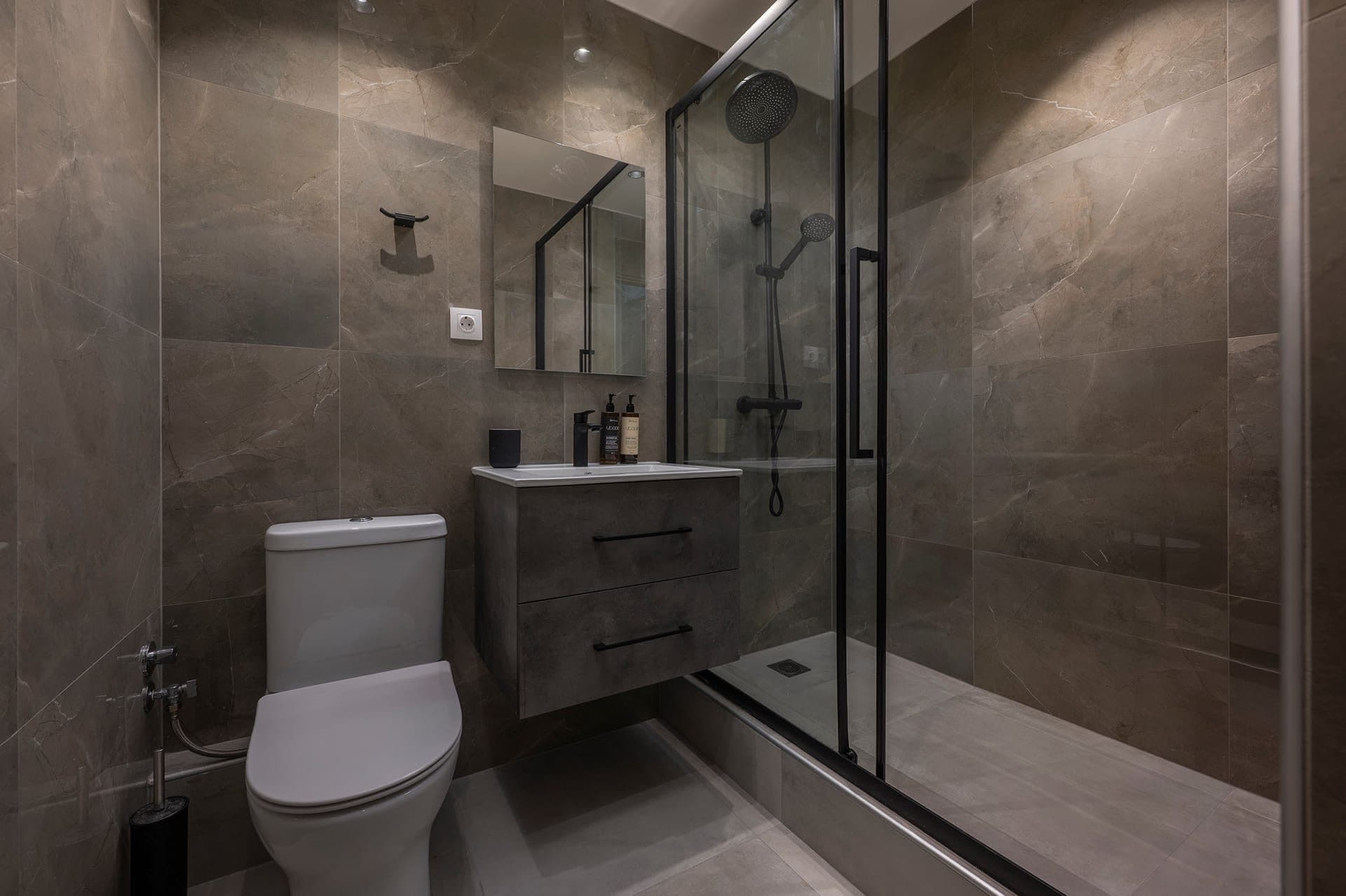Business Double Room, Thessaloniki – photo 5 of 8