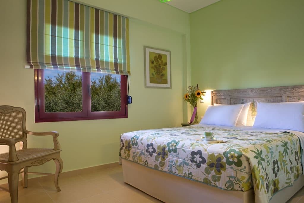 Superior Suite with Pool View, Exanthia – photo 28 of 32