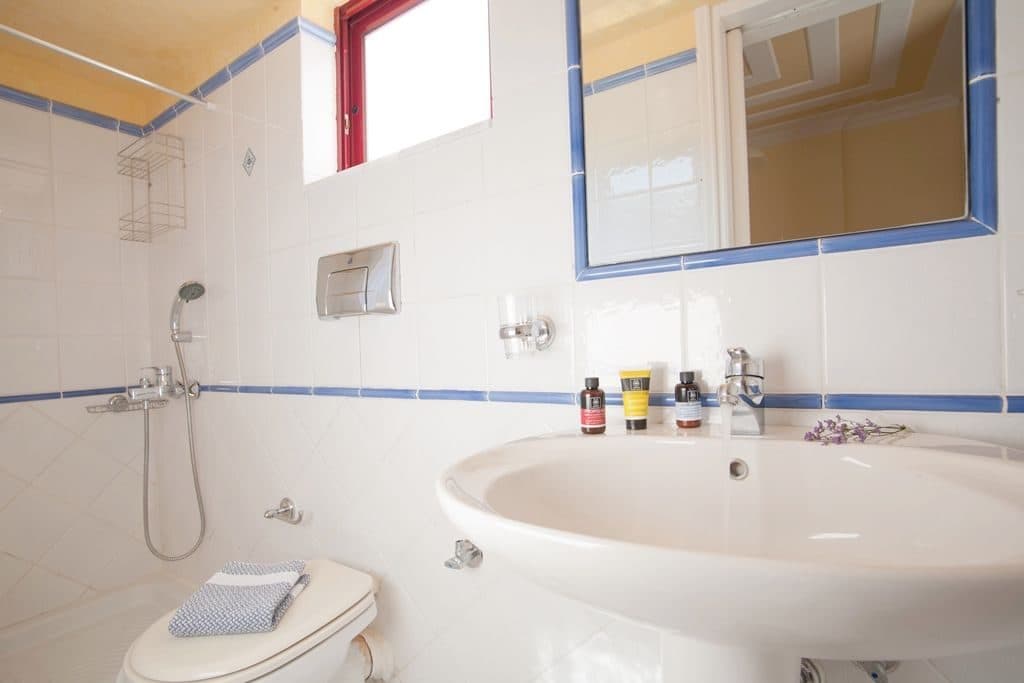 Exanthia Deluxe Sea View Suite, Exanthia – photo 4 of 34