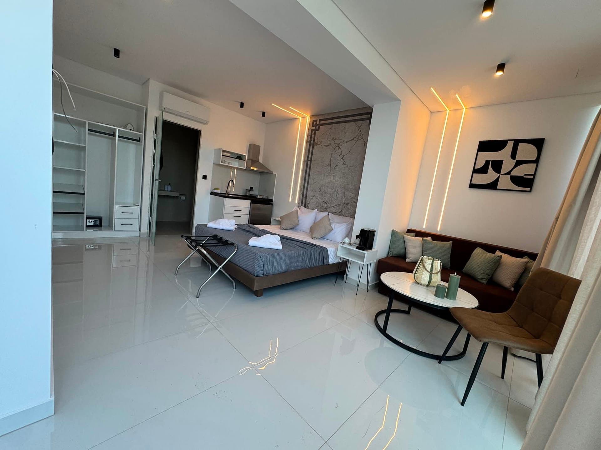 Kapahi Suites Apartments, Potos – photo 43 of 99