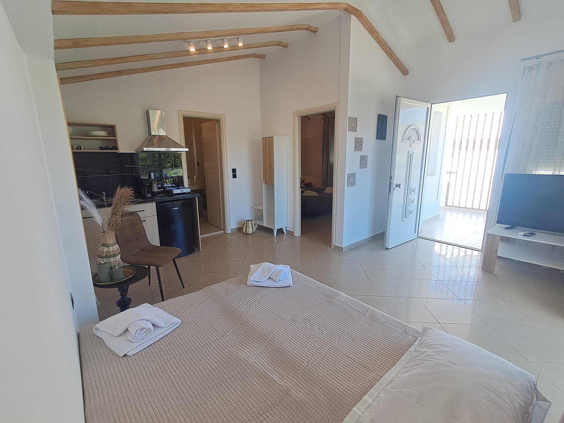 Kapahi Suites Apartments, Potos – photo 51 of 99